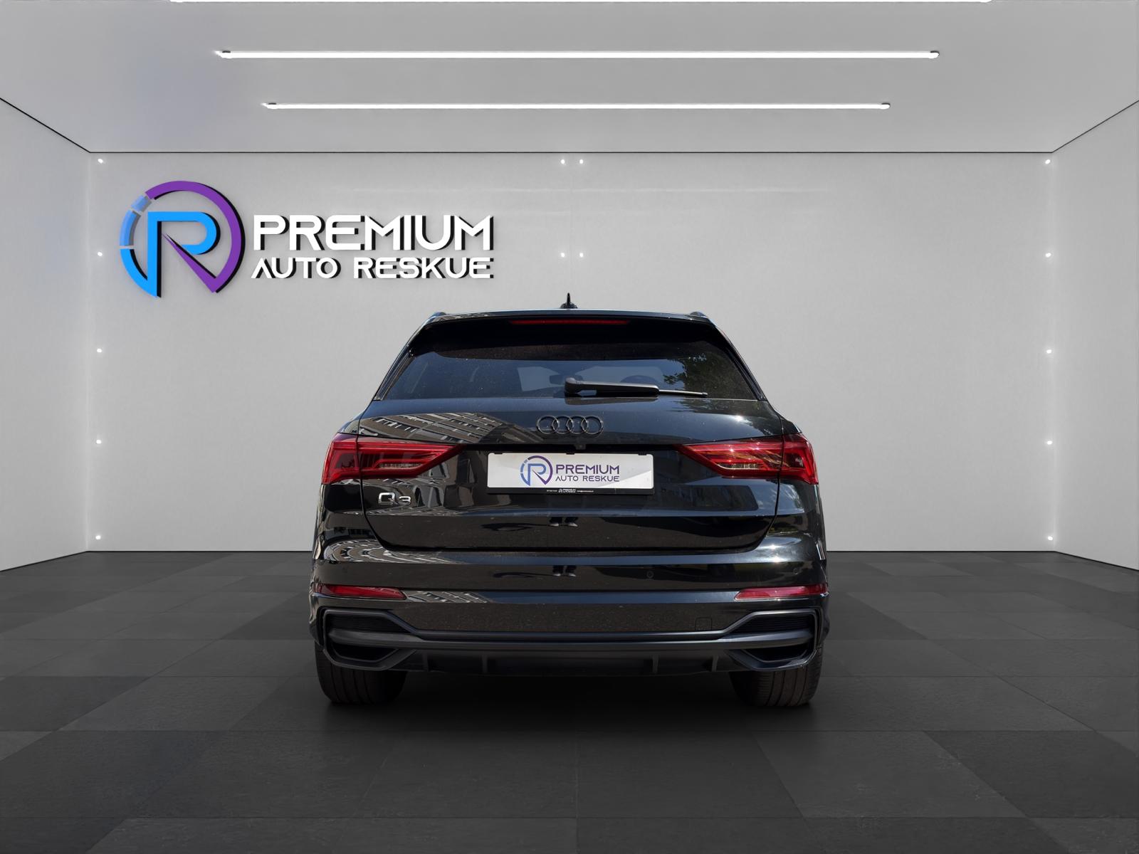 AUDI Q3 35 TFSI S line S-tronic-image-4