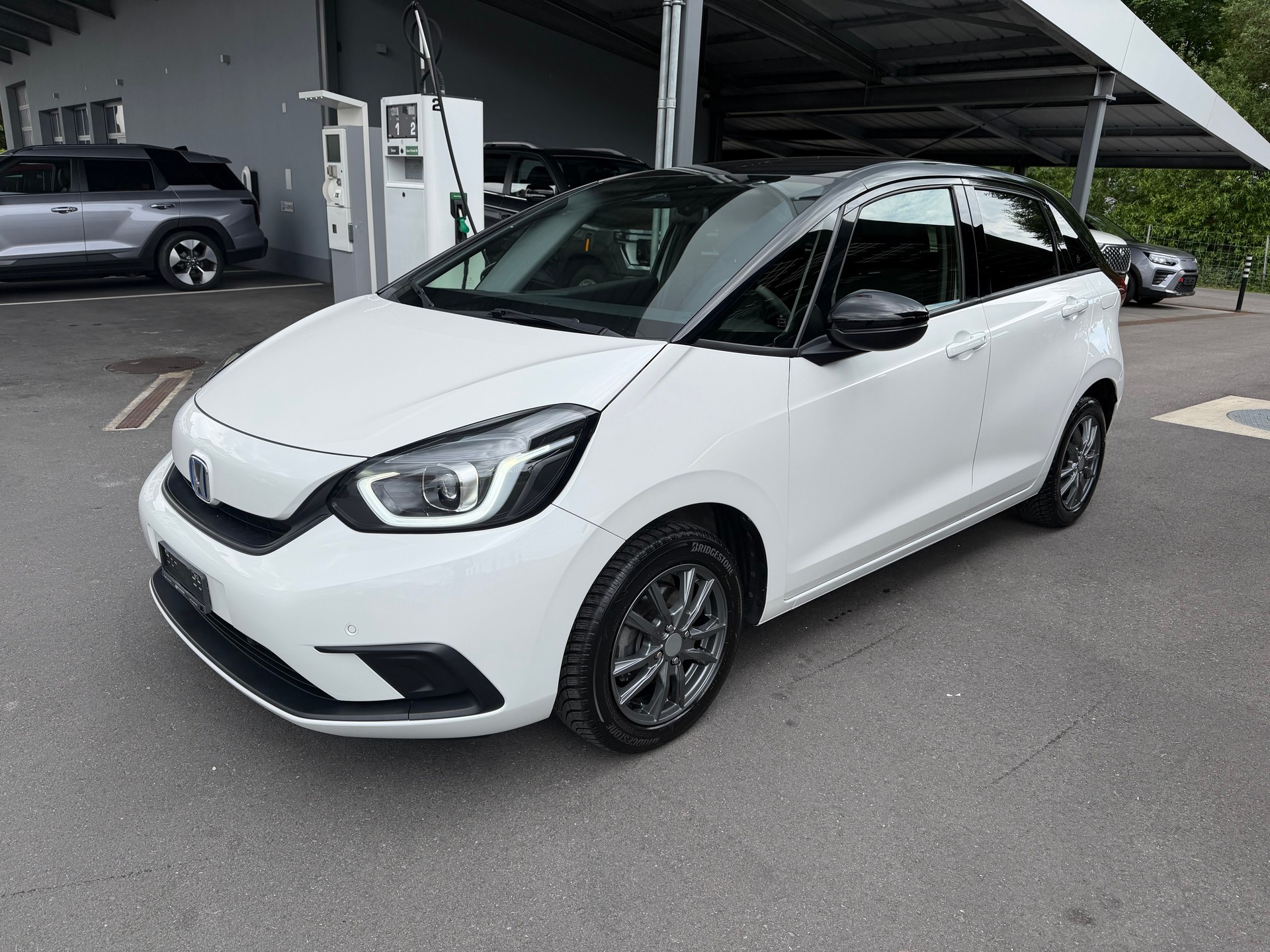 HONDA Jazz 1.5i-MMD Elegance E-CVT-image-0