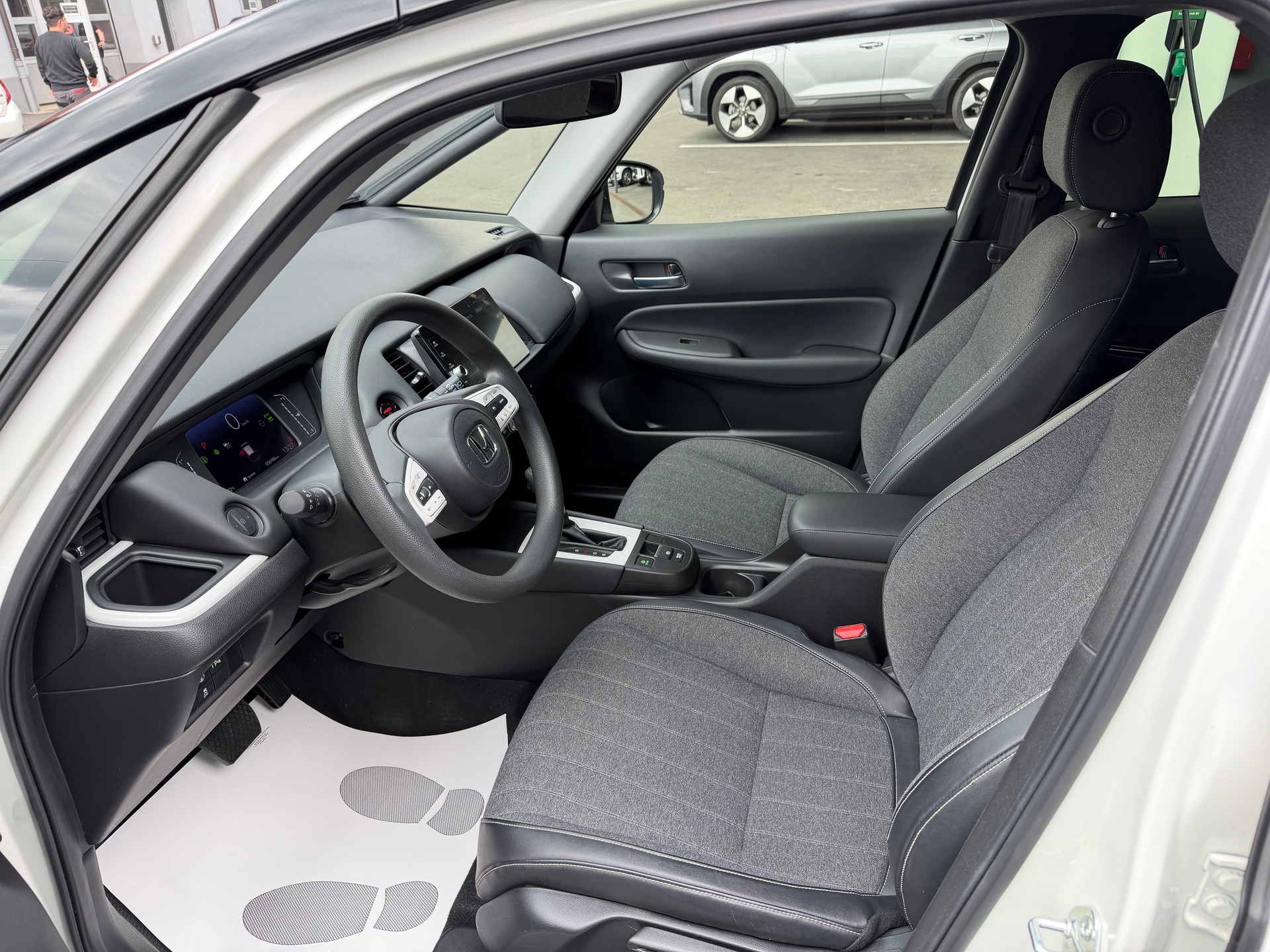 HONDA Jazz 1.5i-MMD Elegance E-CVT-image-7