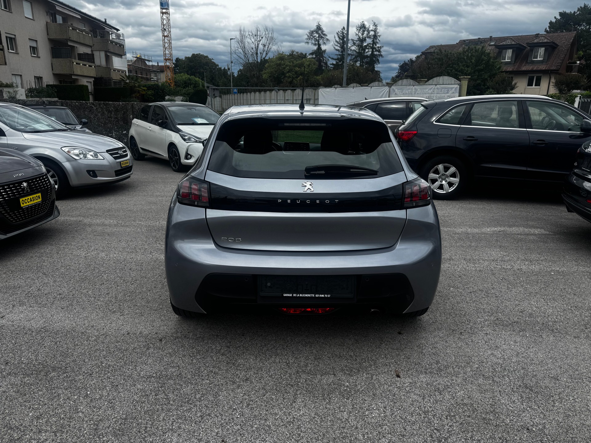 PEUGEOT 208 1.2 PureTech Active Pack EAT8-image-4
