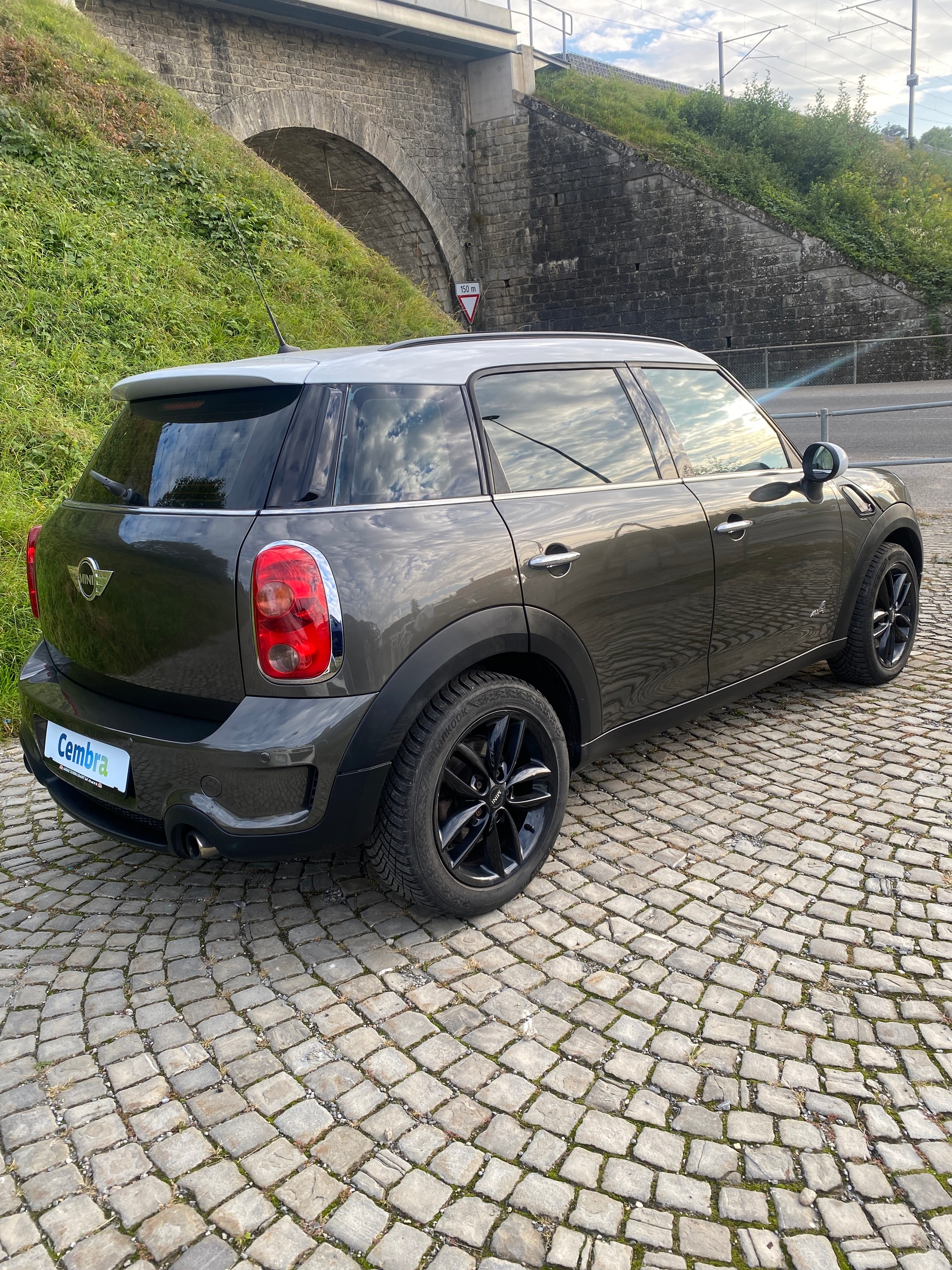 MINI Countryman Cooper S ALL4 Steptronic-image-4