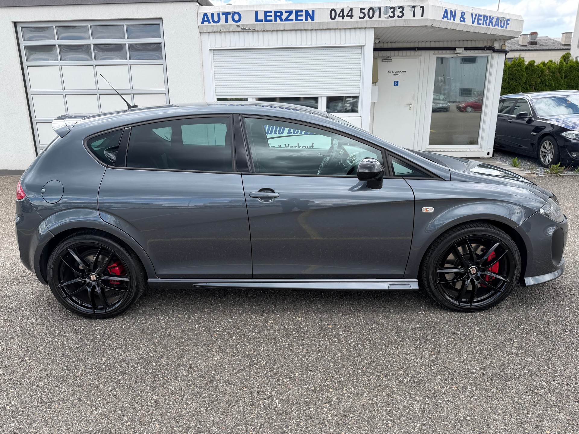 SEAT Leon 2.0 TSI Cupra R-Evolution-image-4