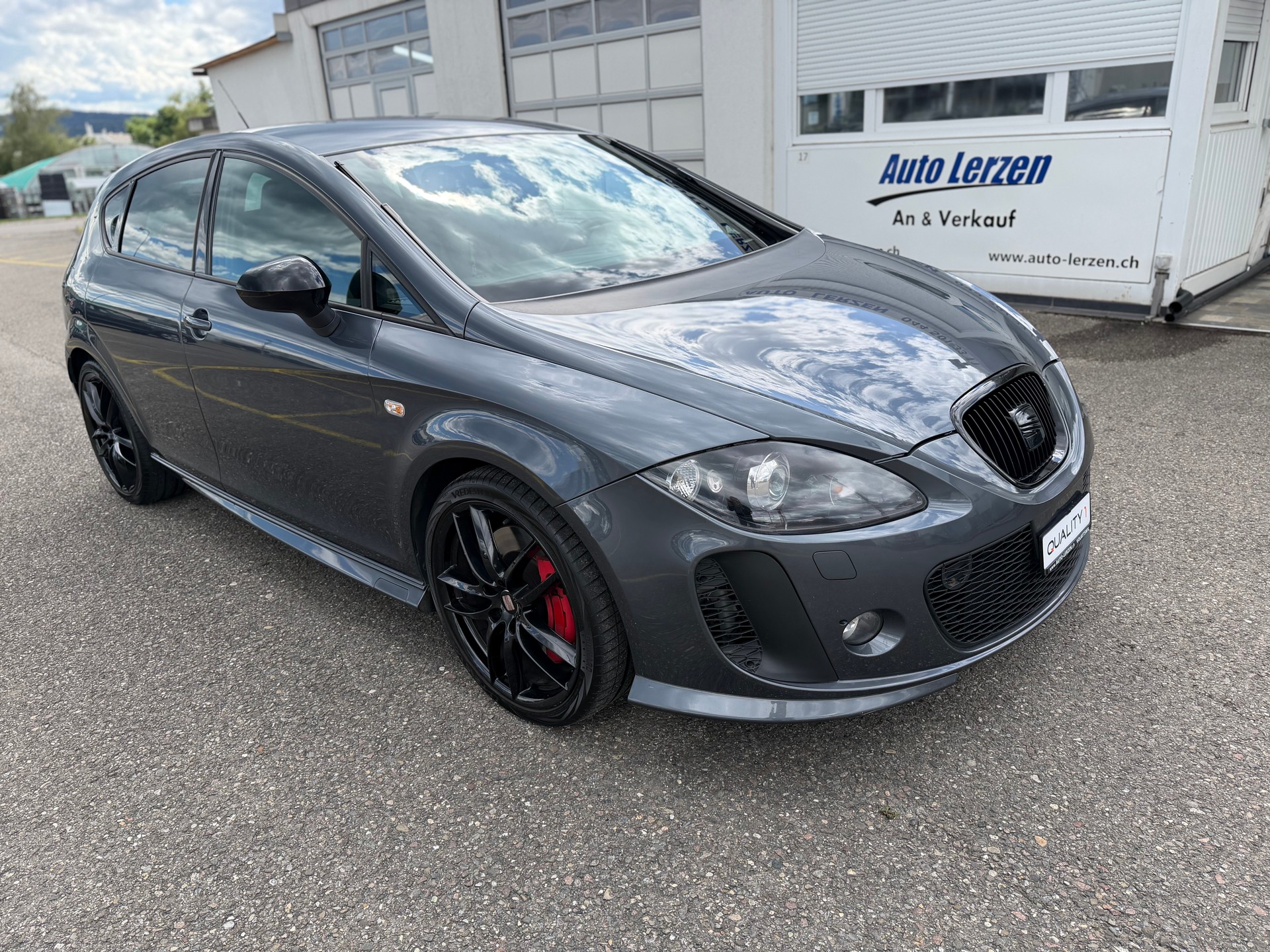 SEAT Leon 2.0 TSI Cupra R-Evolution-image-0