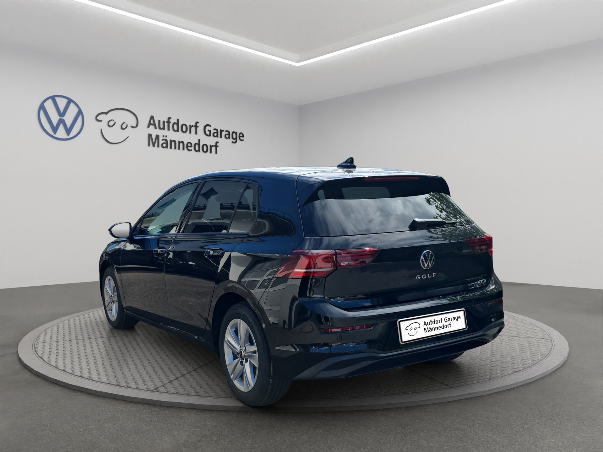 VW Golf 1.5 e TSI mHEV Value DSG-image-3