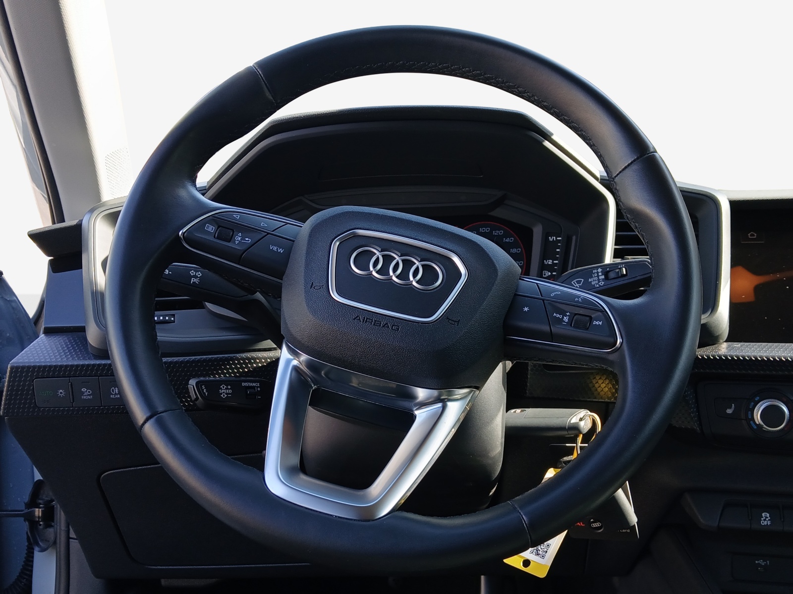 AUDI A1 Sportback 30 TFSI Attraction S-tronic-image-9
