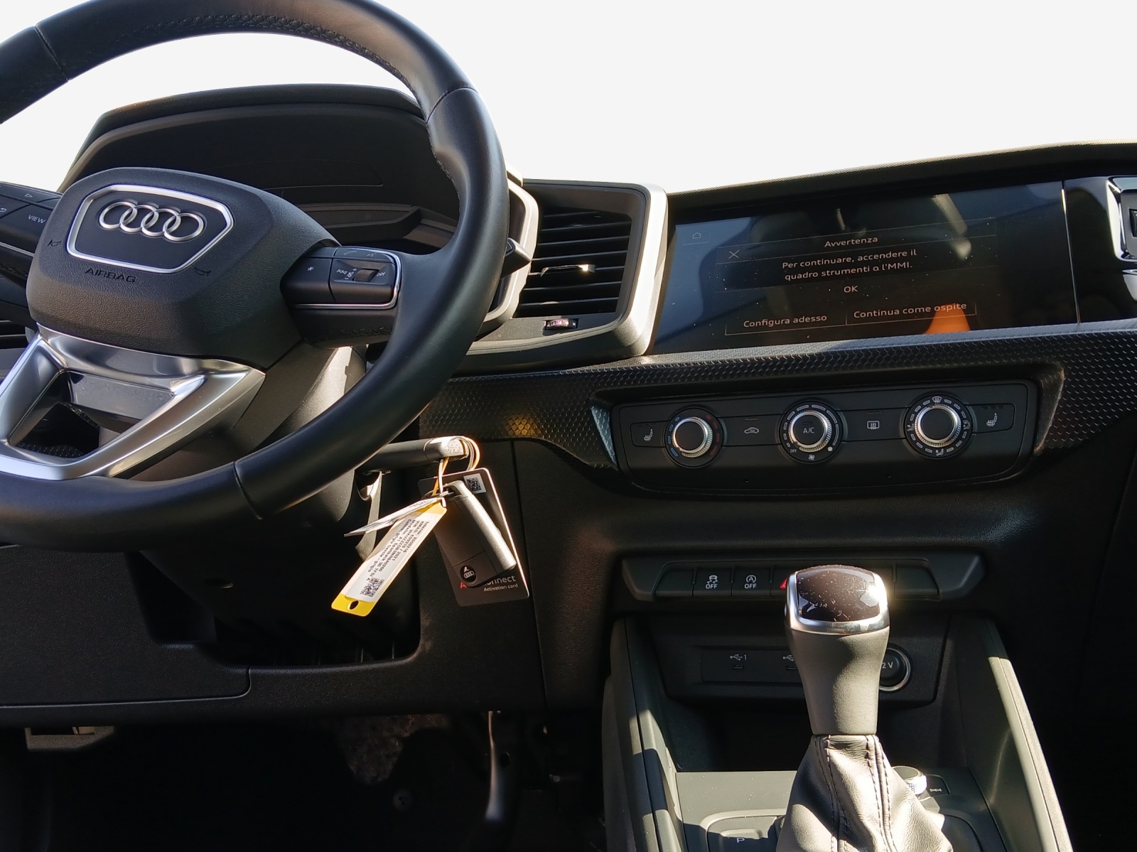AUDI A1 Sportback 30 TFSI Attraction S-tronic-image-8