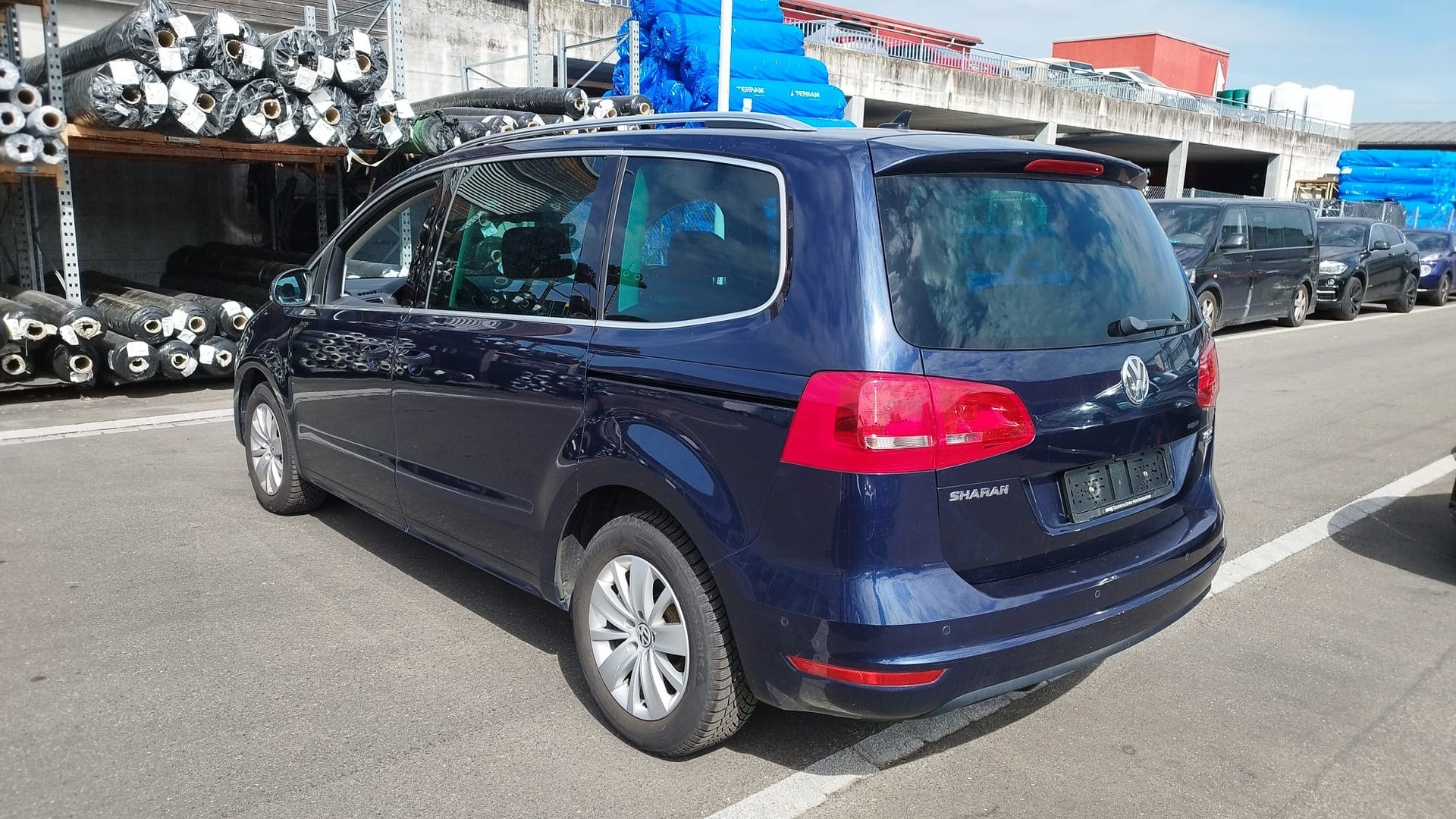 VW Sharan 2.0 TDI BlueMotion DSG-image-7