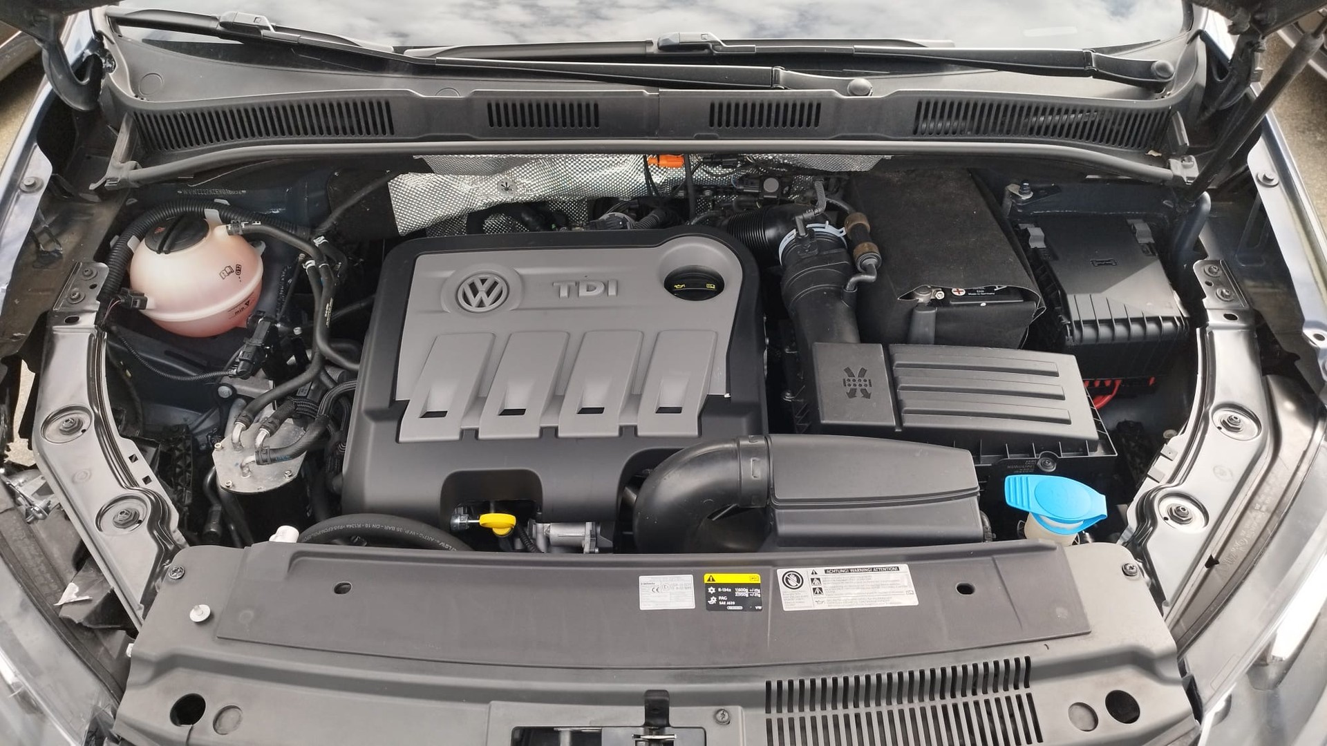 VW Sharan 2.0 TDI BlueMotion DSG-image-12