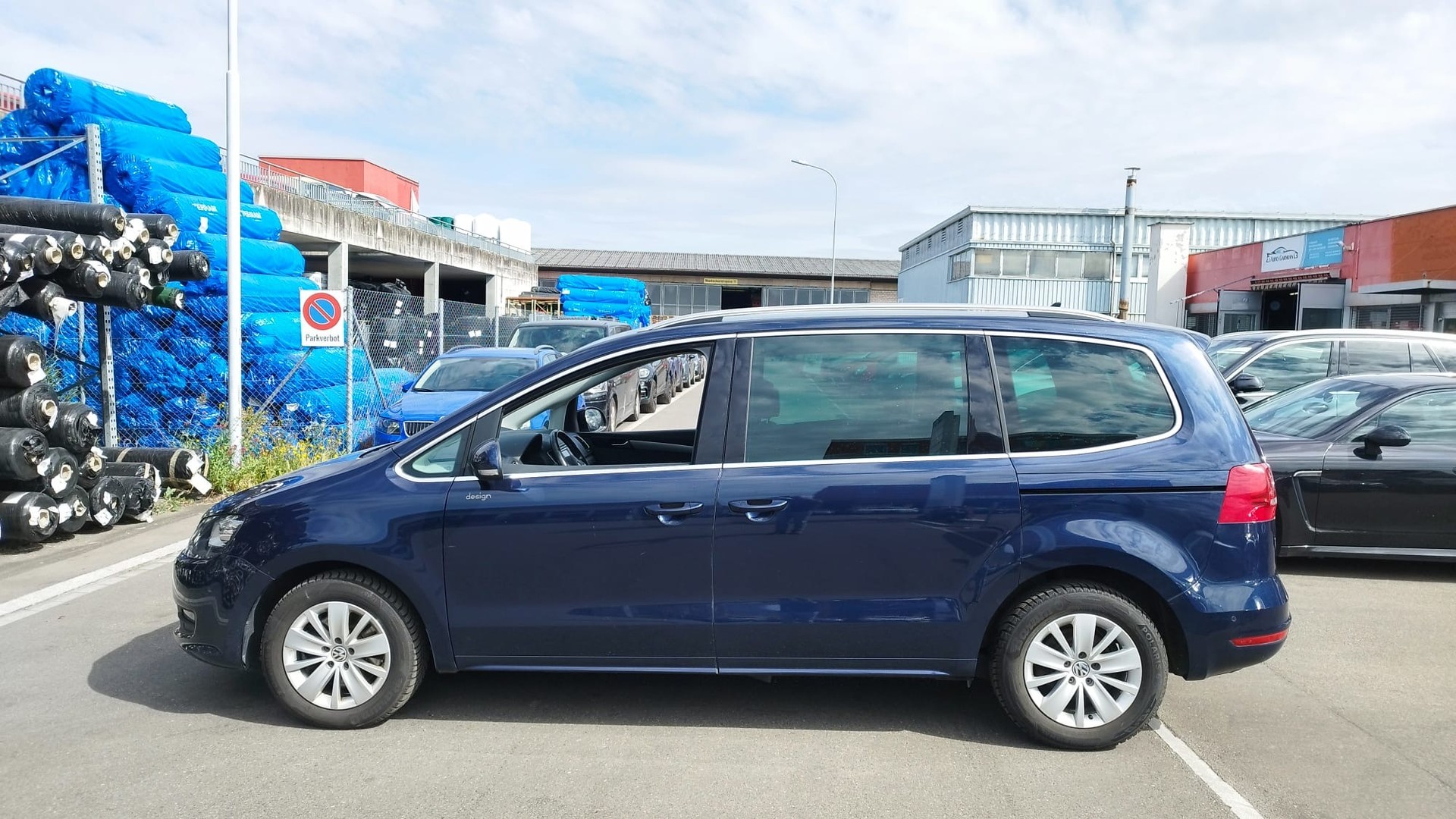 VW Sharan 2.0 TDI BlueMotion DSG-image-3