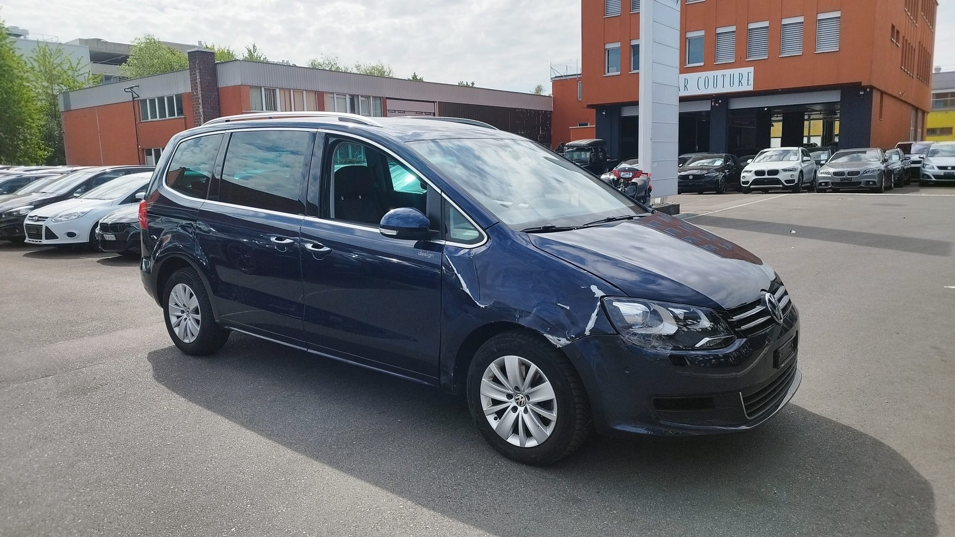 VW Sharan 2.0 TDI BlueMotion DSG-image-5