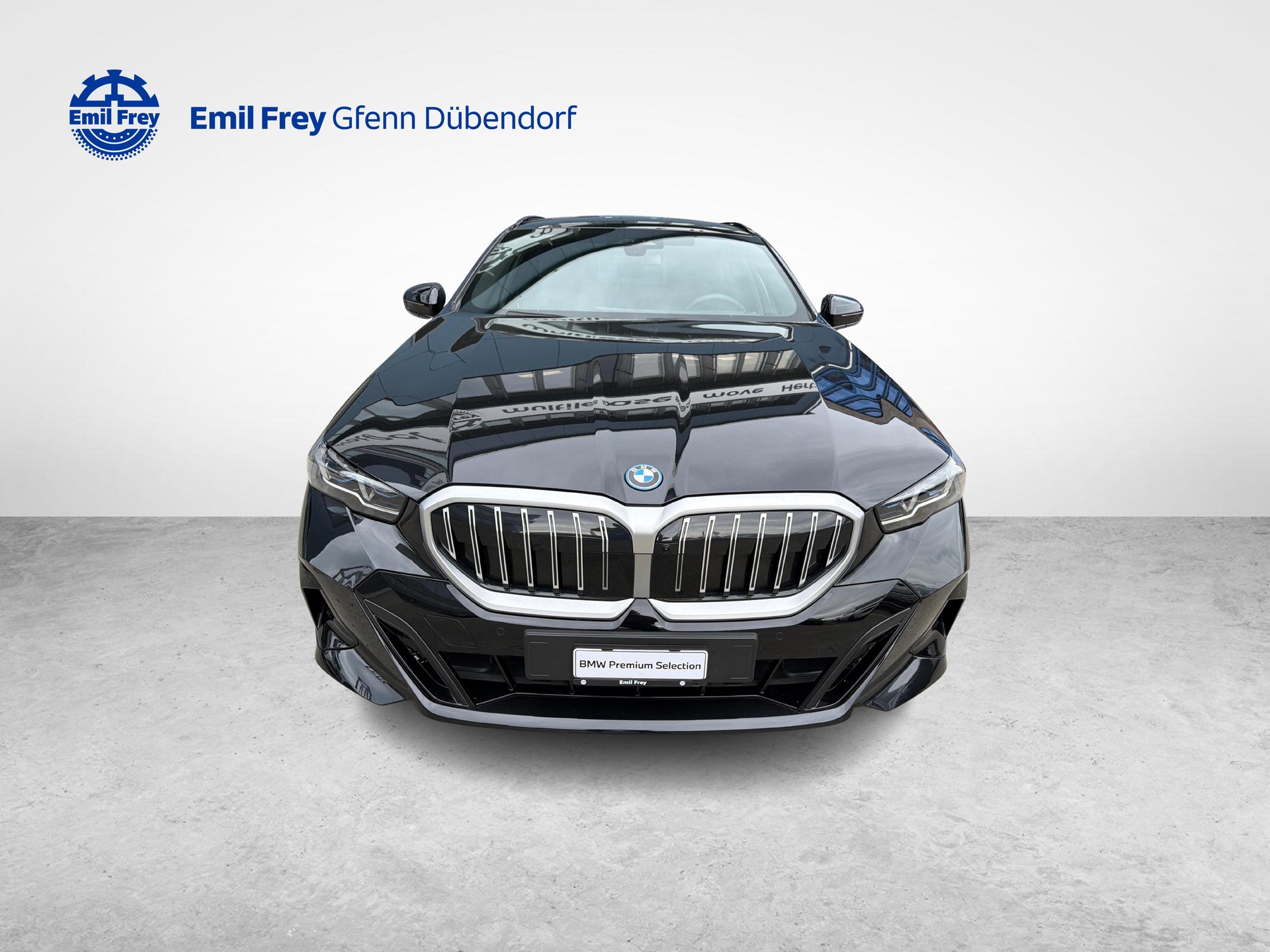BMW 530e xDrive Touring-image-8