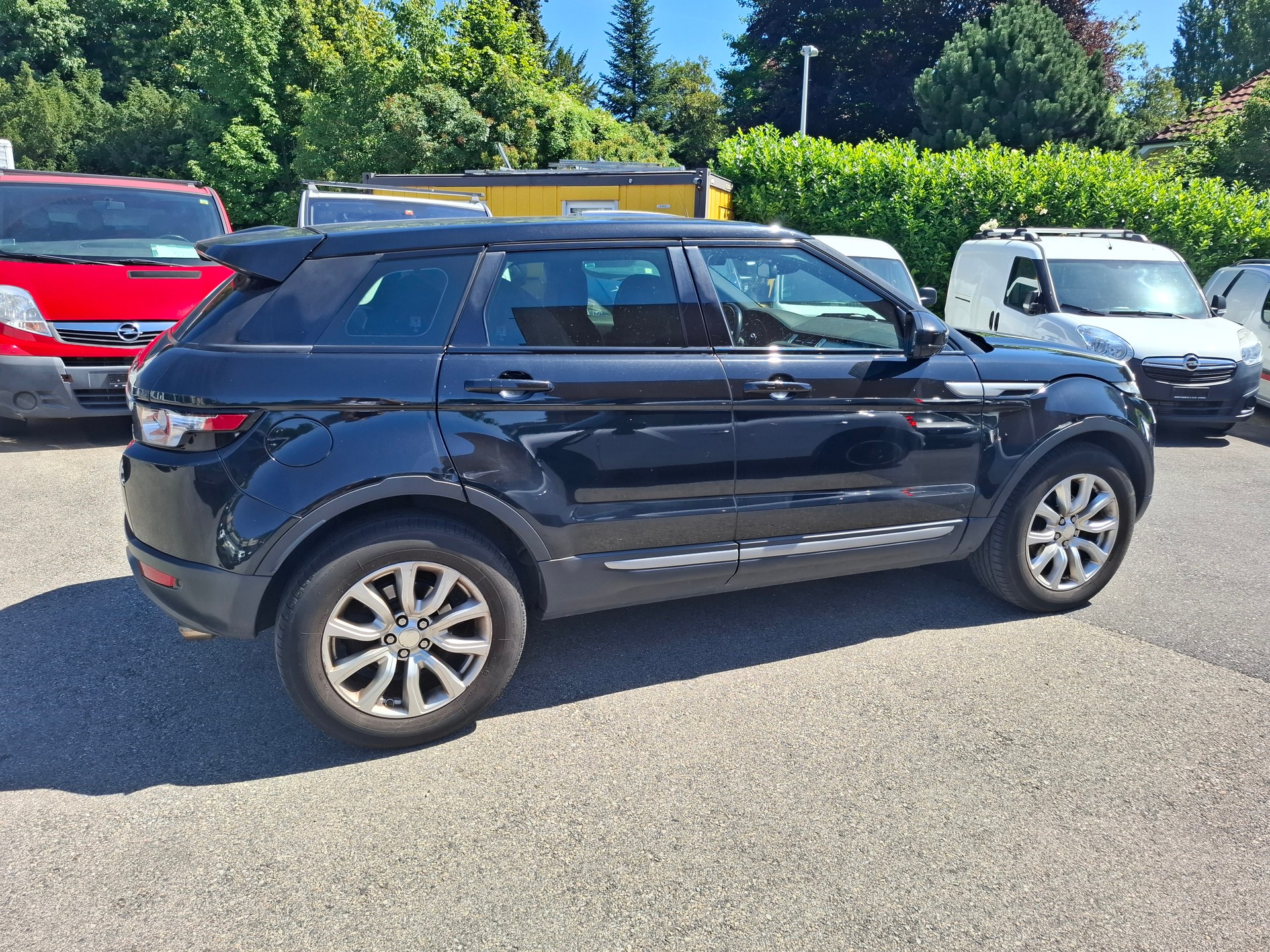 LAND ROVER Range Rover Evoque 2.2 SD4 Prestige AT9-image-5