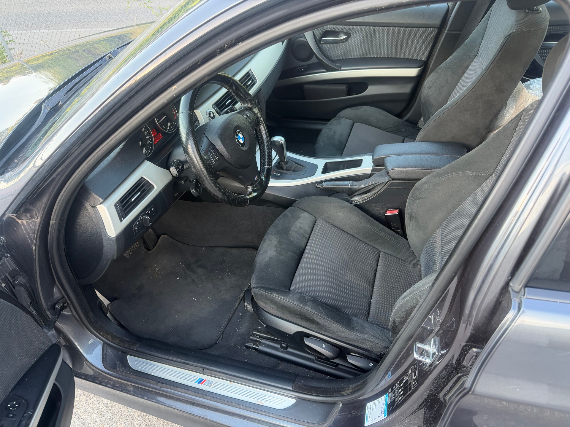 BMW 320d more4you-image-2