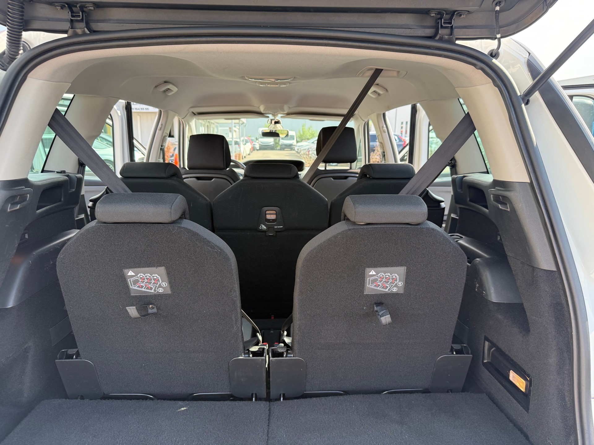 CITROEN Grand C4 Picasso 1.2 Pure Tech Séduction-image-5