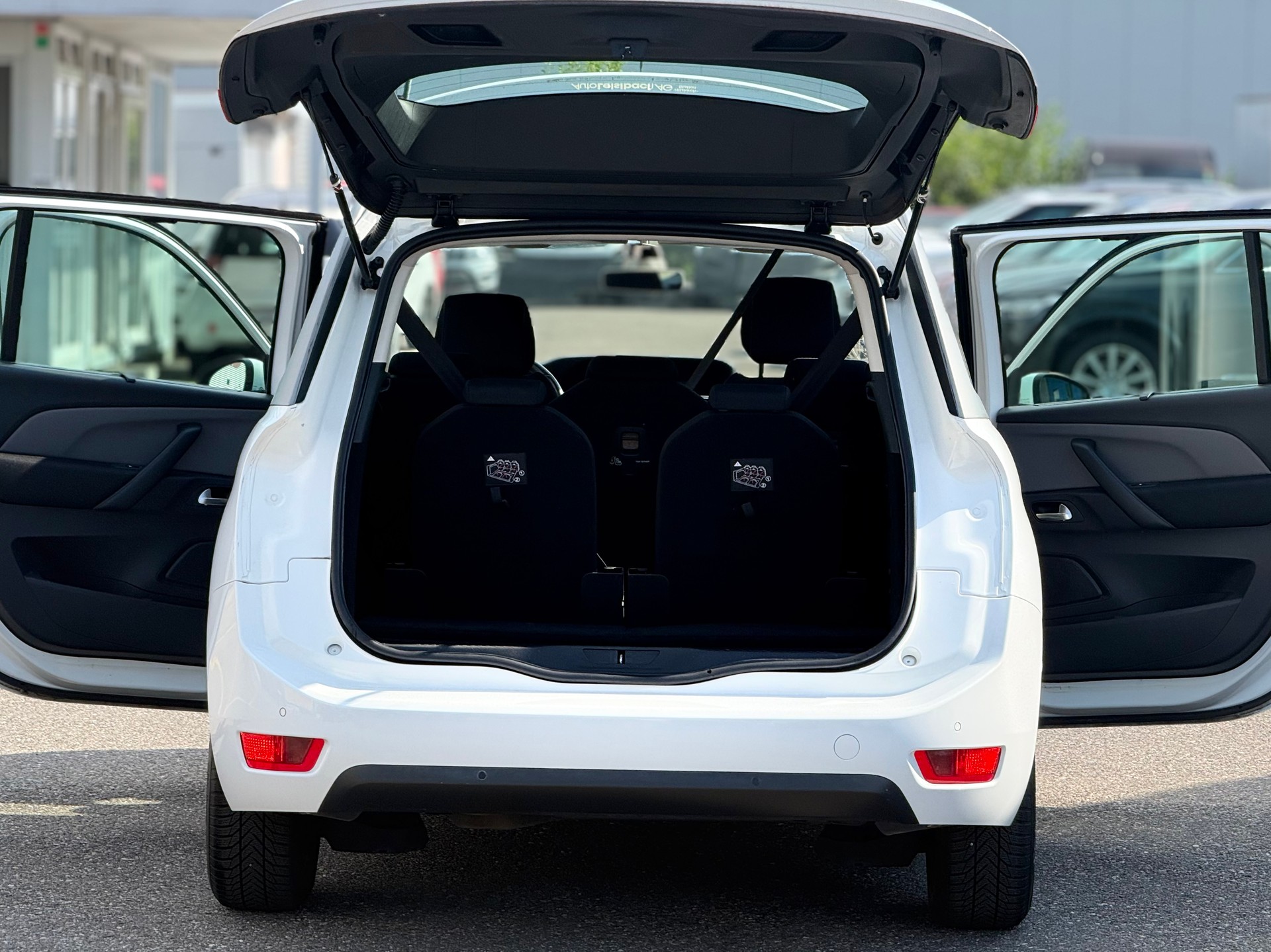 CITROEN Grand C4 Picasso 1.2 Pure Tech Séduction-image-10