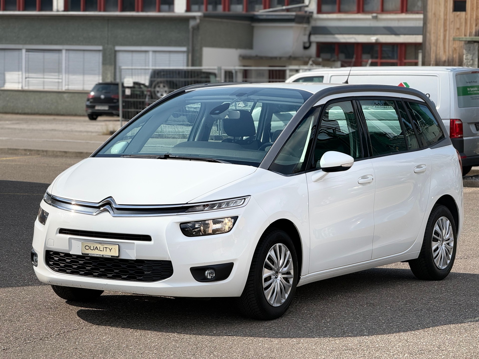 CITROEN Grand C4 Picasso 1.2 Pure Tech Séduction-image-11