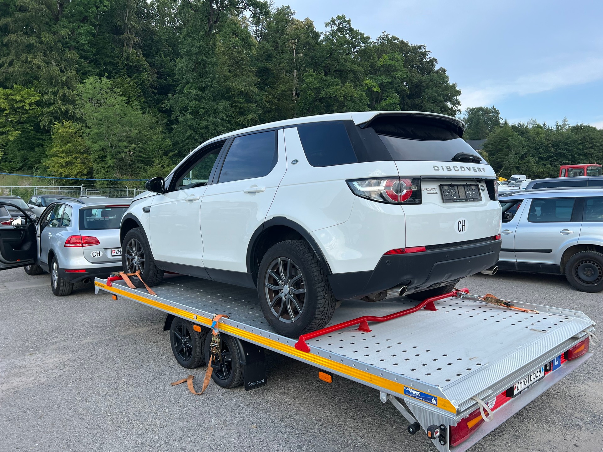 LAND ROVER Discovery Sport 2.0 TD4 Pure AT9-image-3