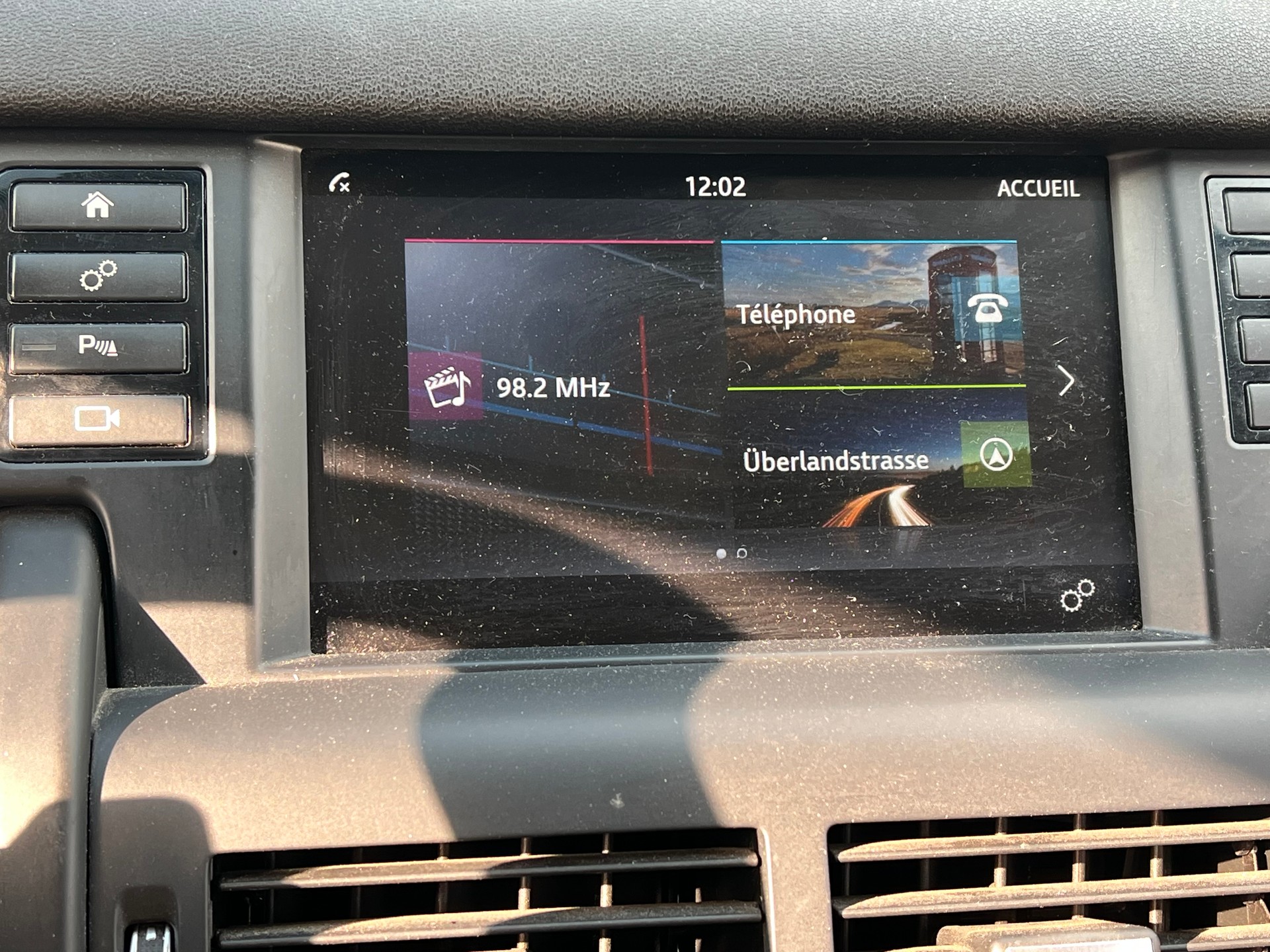 LAND ROVER Discovery Sport 2.0 TD4 Pure AT9-image-9
