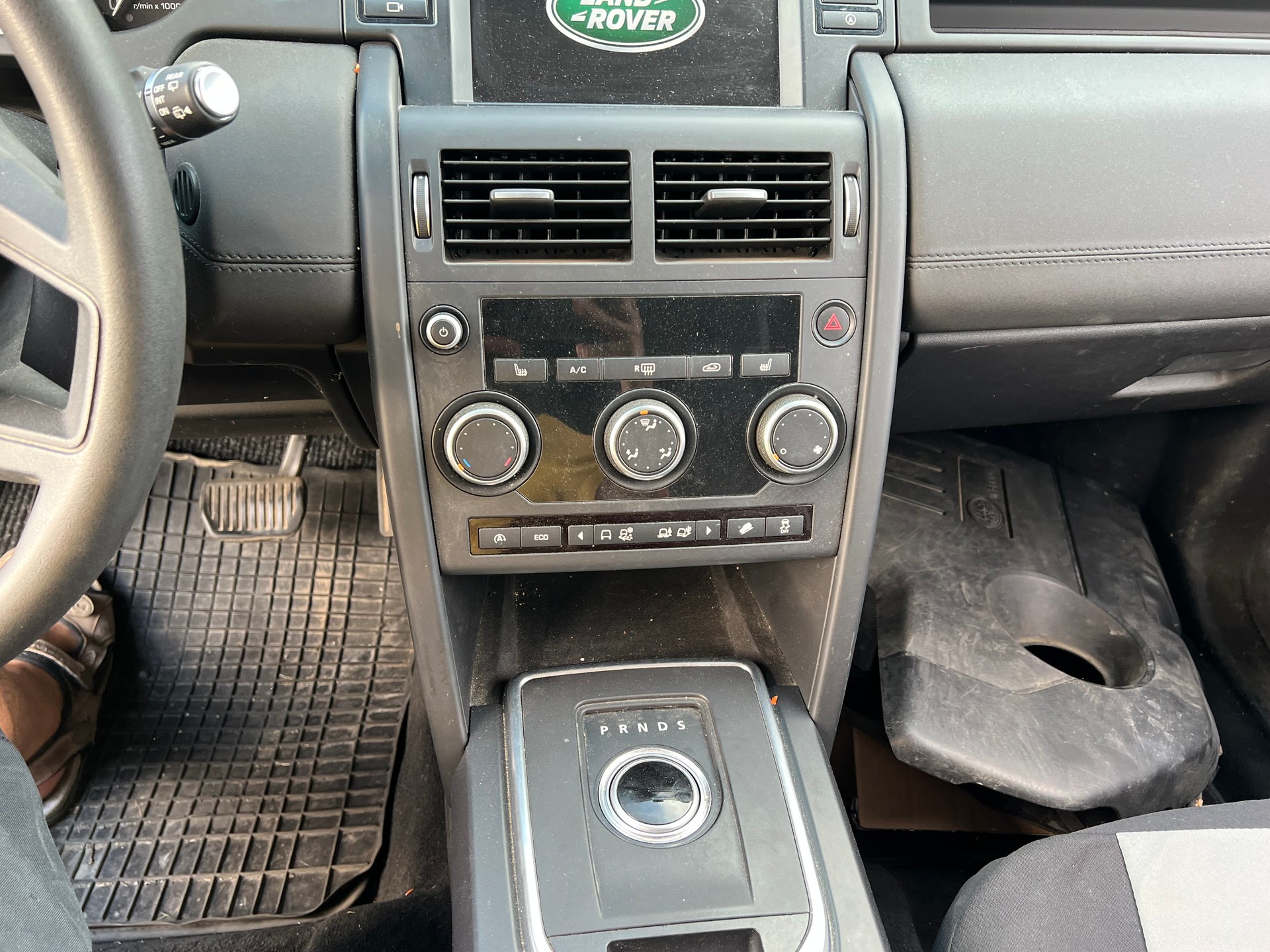 LAND ROVER Discovery Sport 2.0 TD4 Pure AT9-image-7