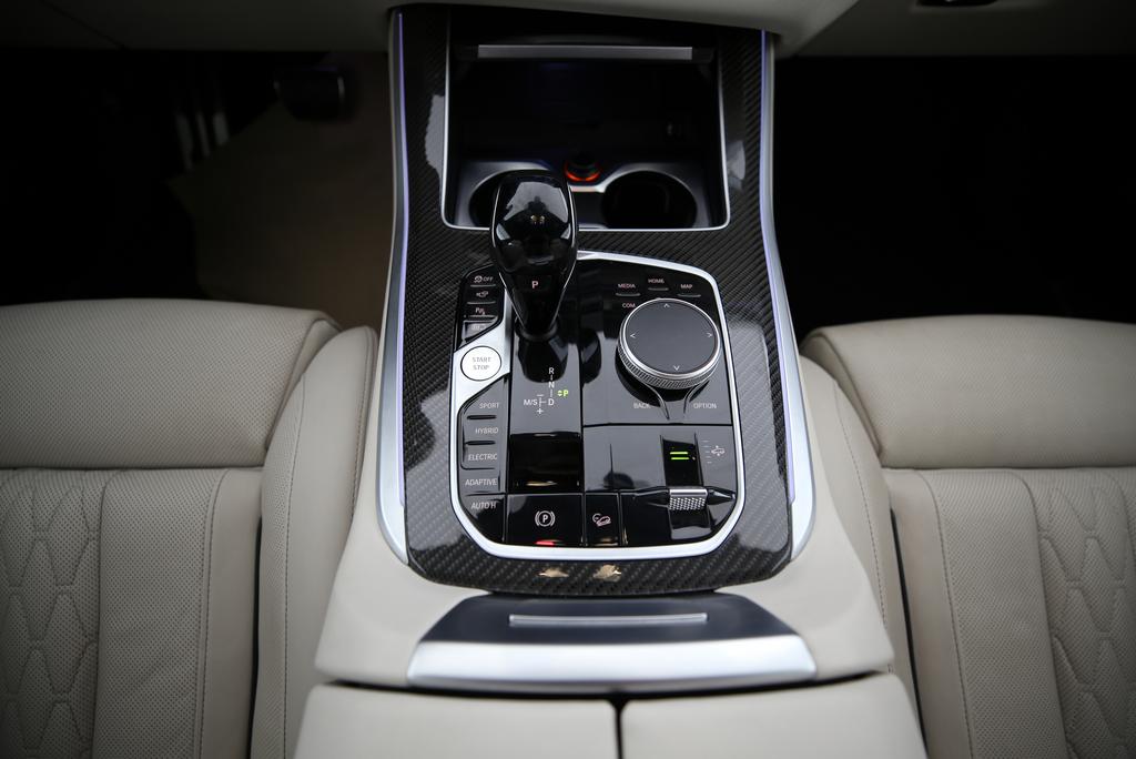 BMW X5 45e xDrive-image-10