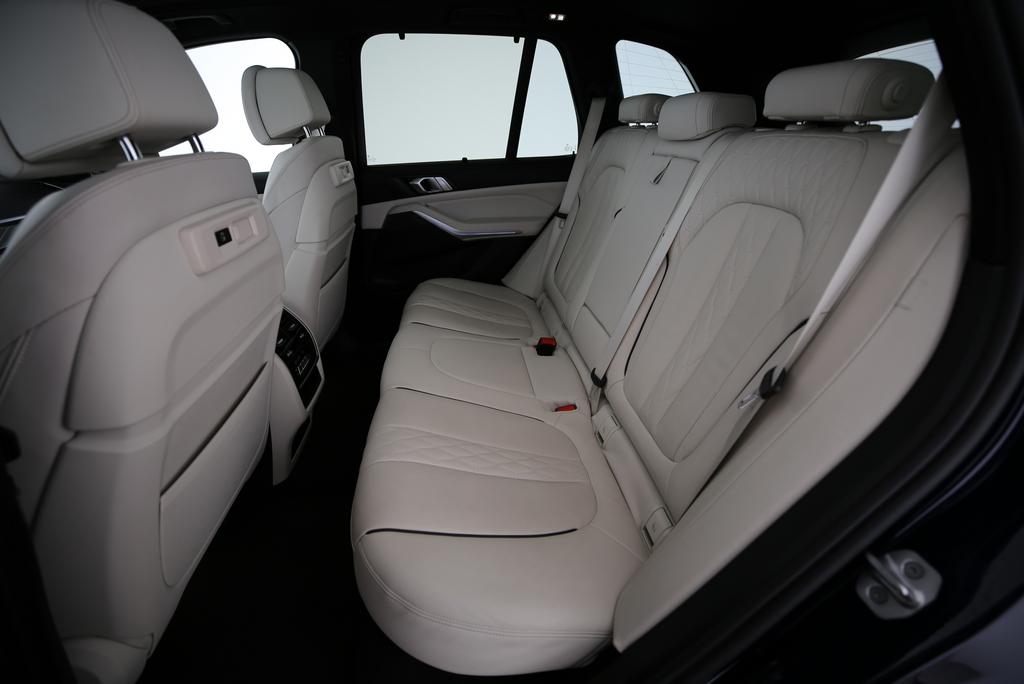 BMW X5 45e xDrive-image-12