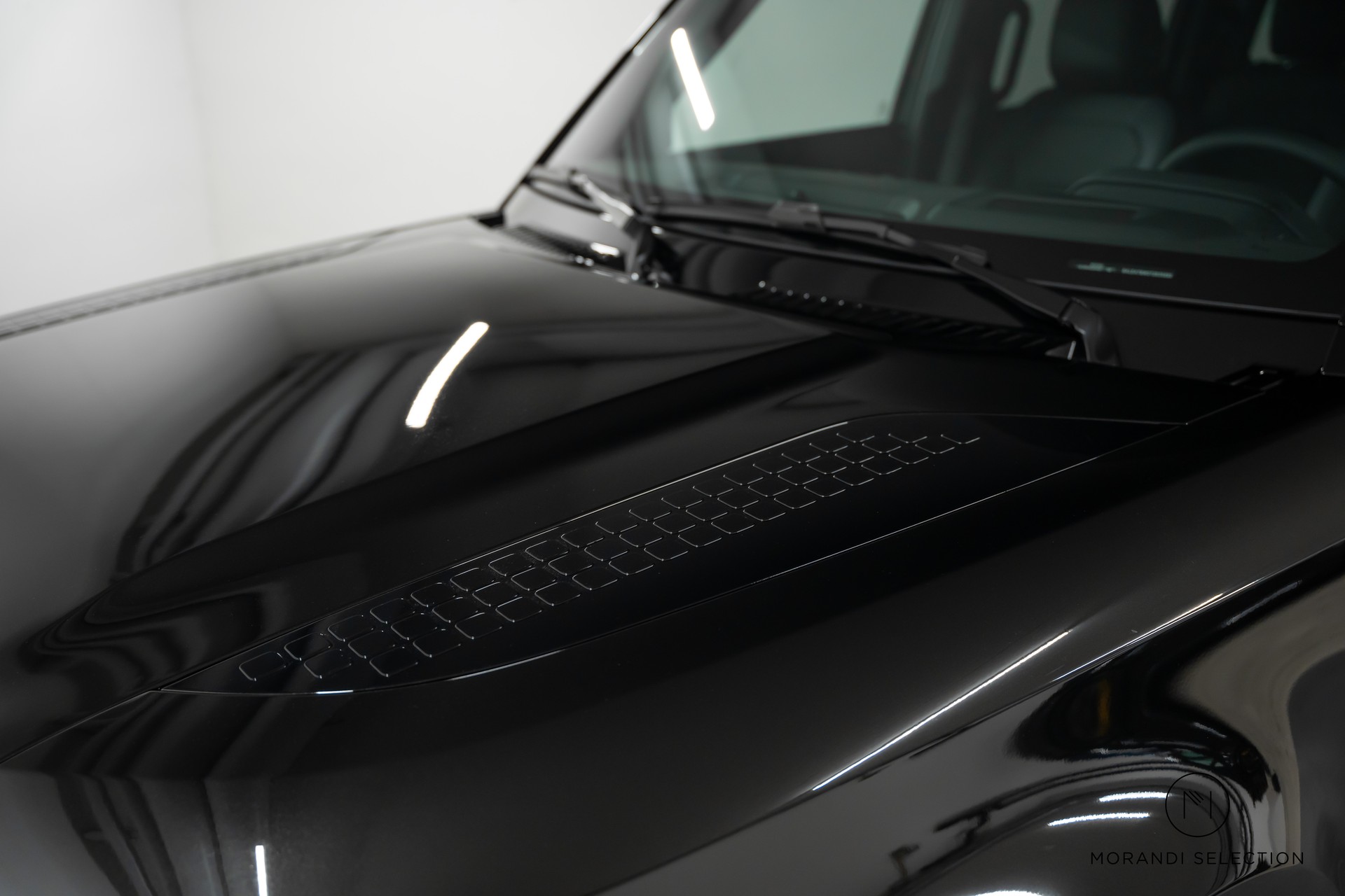 LAND ROVER Defender 110 3.0 D I6 250 X-Dynamic SE-image-9