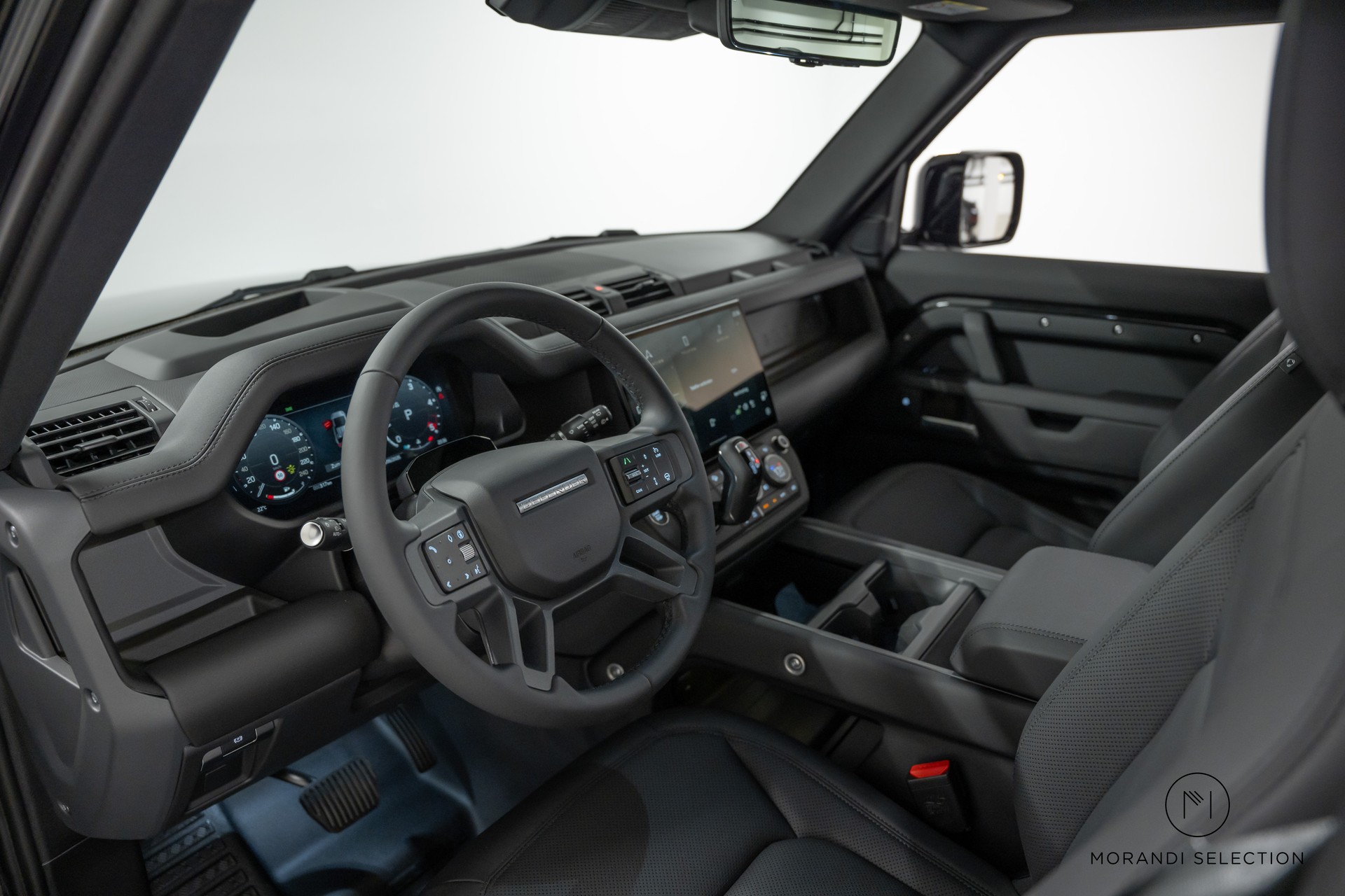 LAND ROVER Defender 110 3.0 D I6 250 X-Dynamic SE-image-11