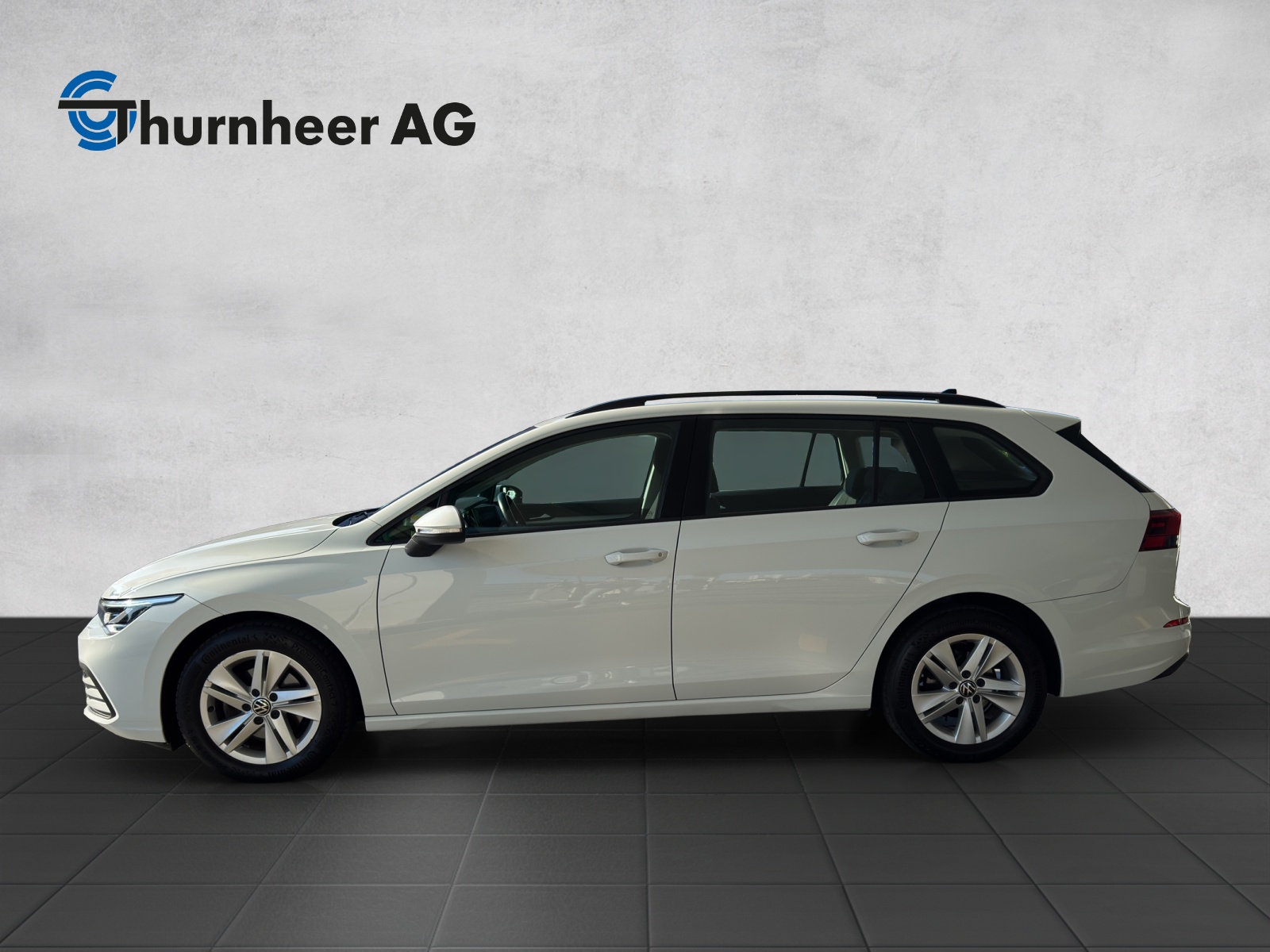 VW Golf Variant 1.0 eTSI mHEV Life DSG-image-2