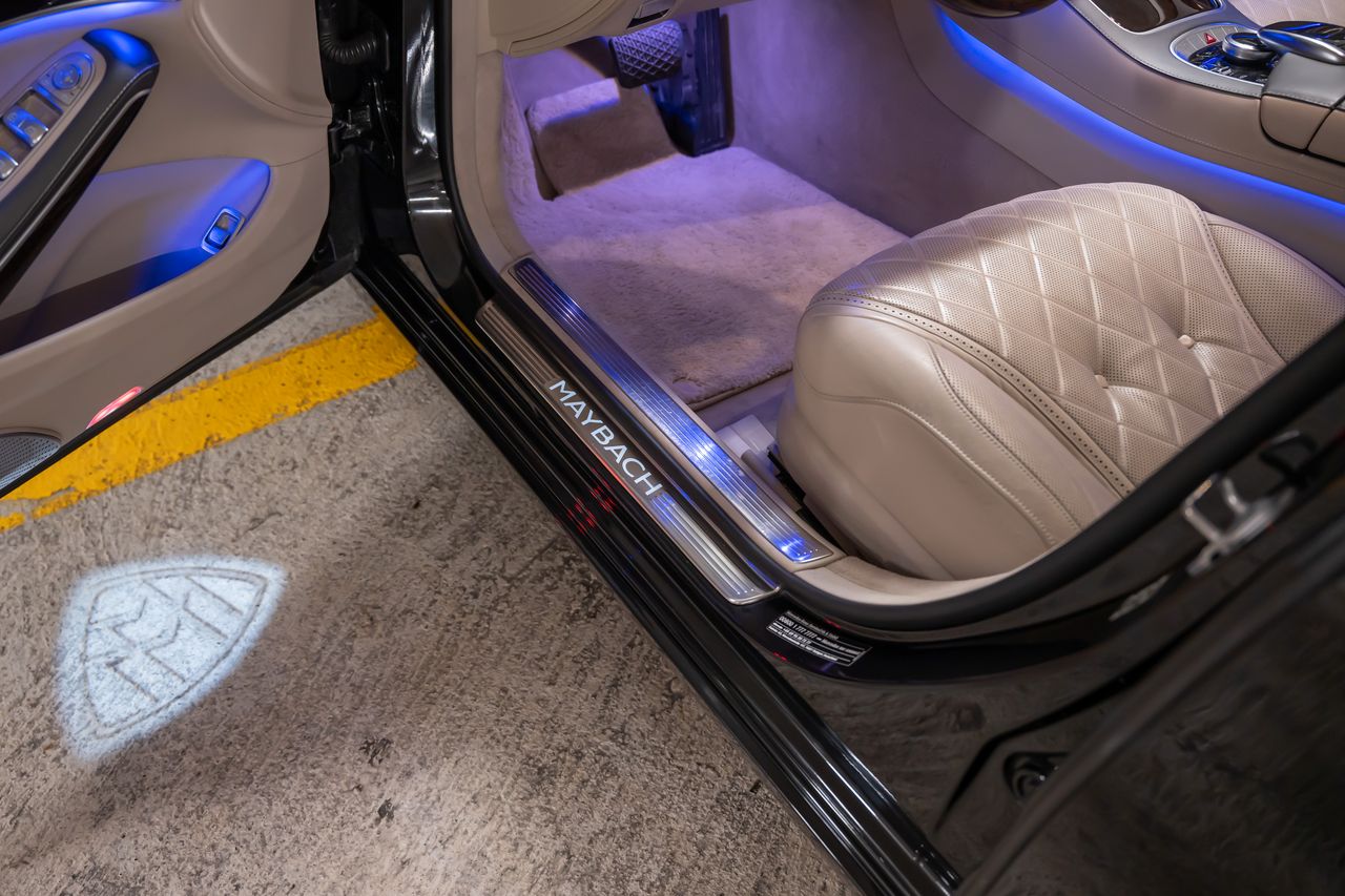 MERCEDES-BENZ S 560 Maybach 4Matic 9G-Tronic-image-15
