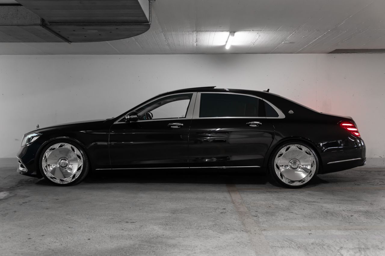 MERCEDES-BENZ S 560 Maybach 4Matic 9G-Tronic-image-5