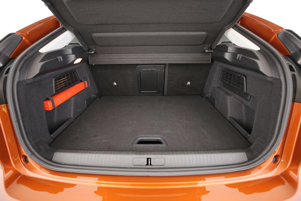 CITROEN C4 1.2 PureTech Shine-image-9