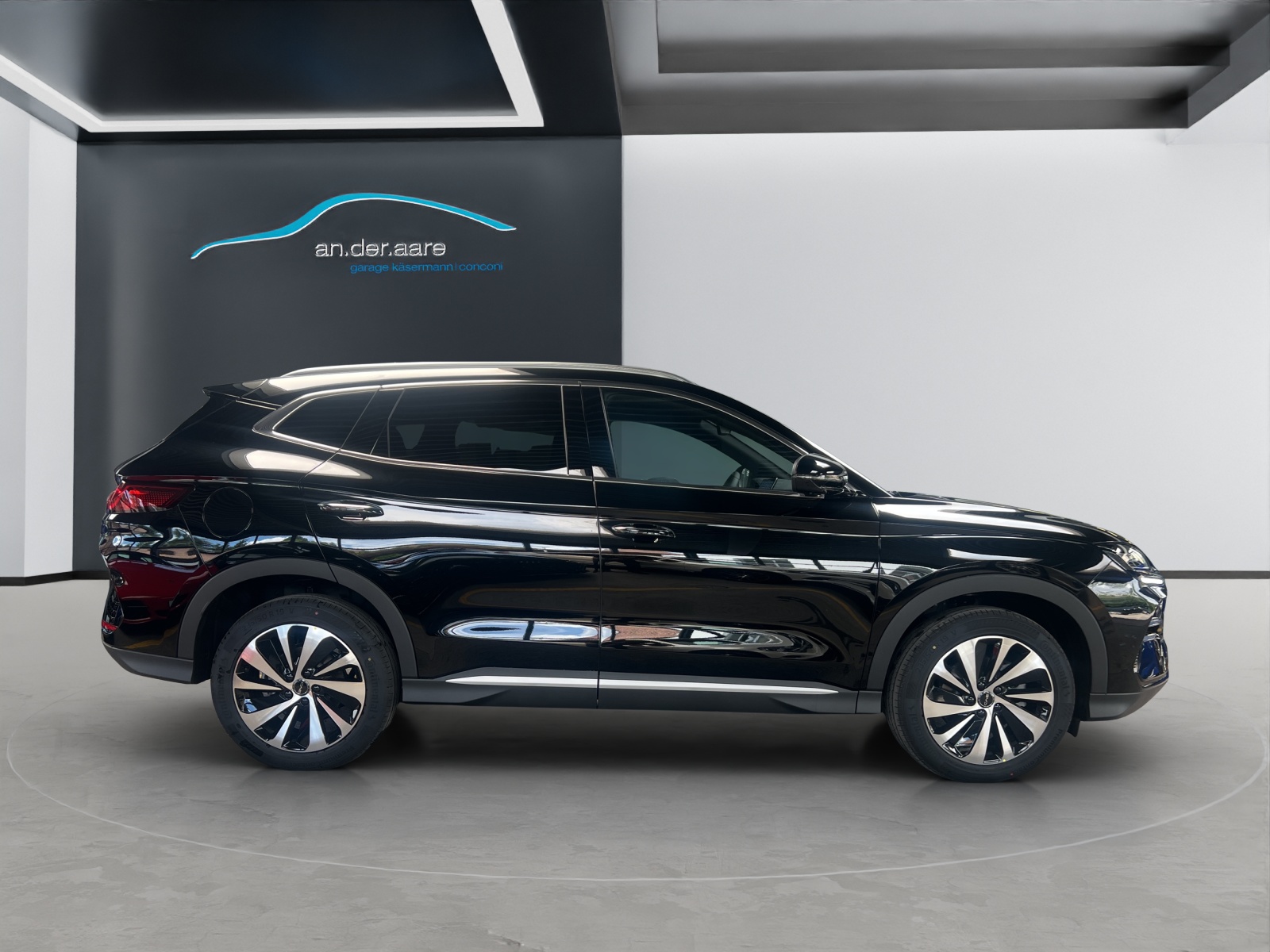 BYD Seal U DM-i Design AWD-image-3