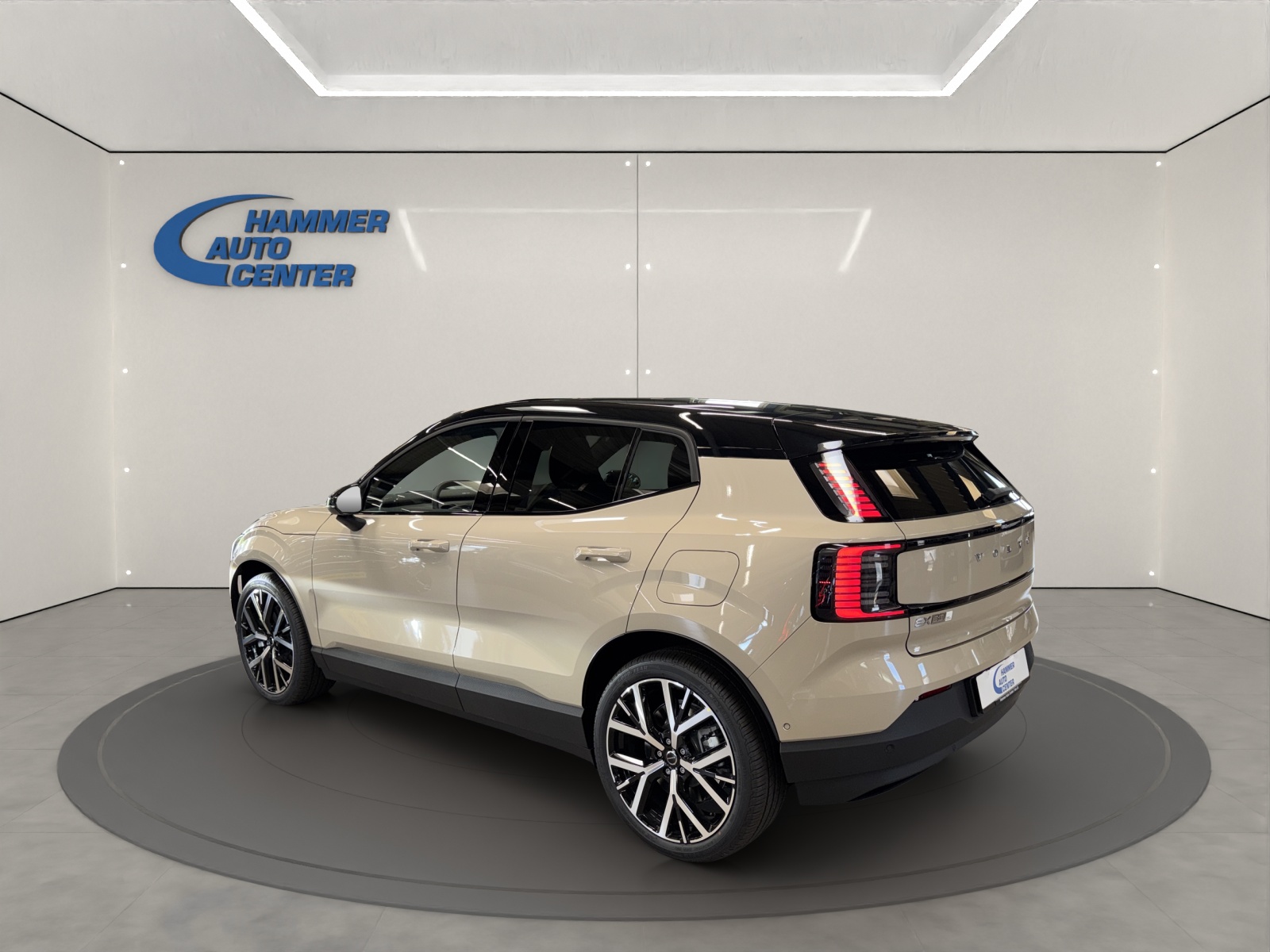 VOLVO EX30 E60 Twin Ultra Performance AWD-image-2