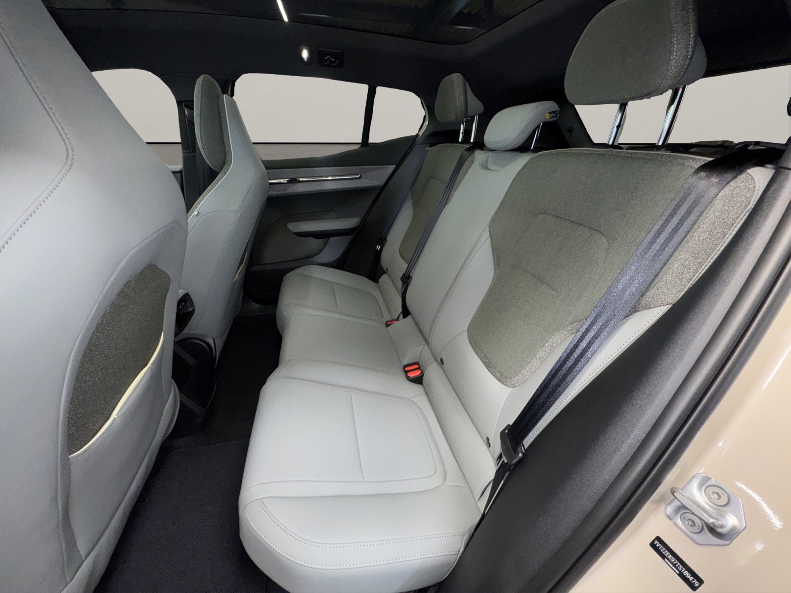 VOLVO EX30 E60 Twin Ultra Performance AWD-image-15