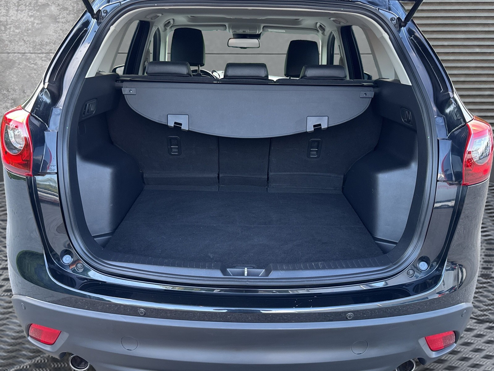 MAZDA CX-5 2.5 Revolution AWD Skyactive-G Automatic-image-14