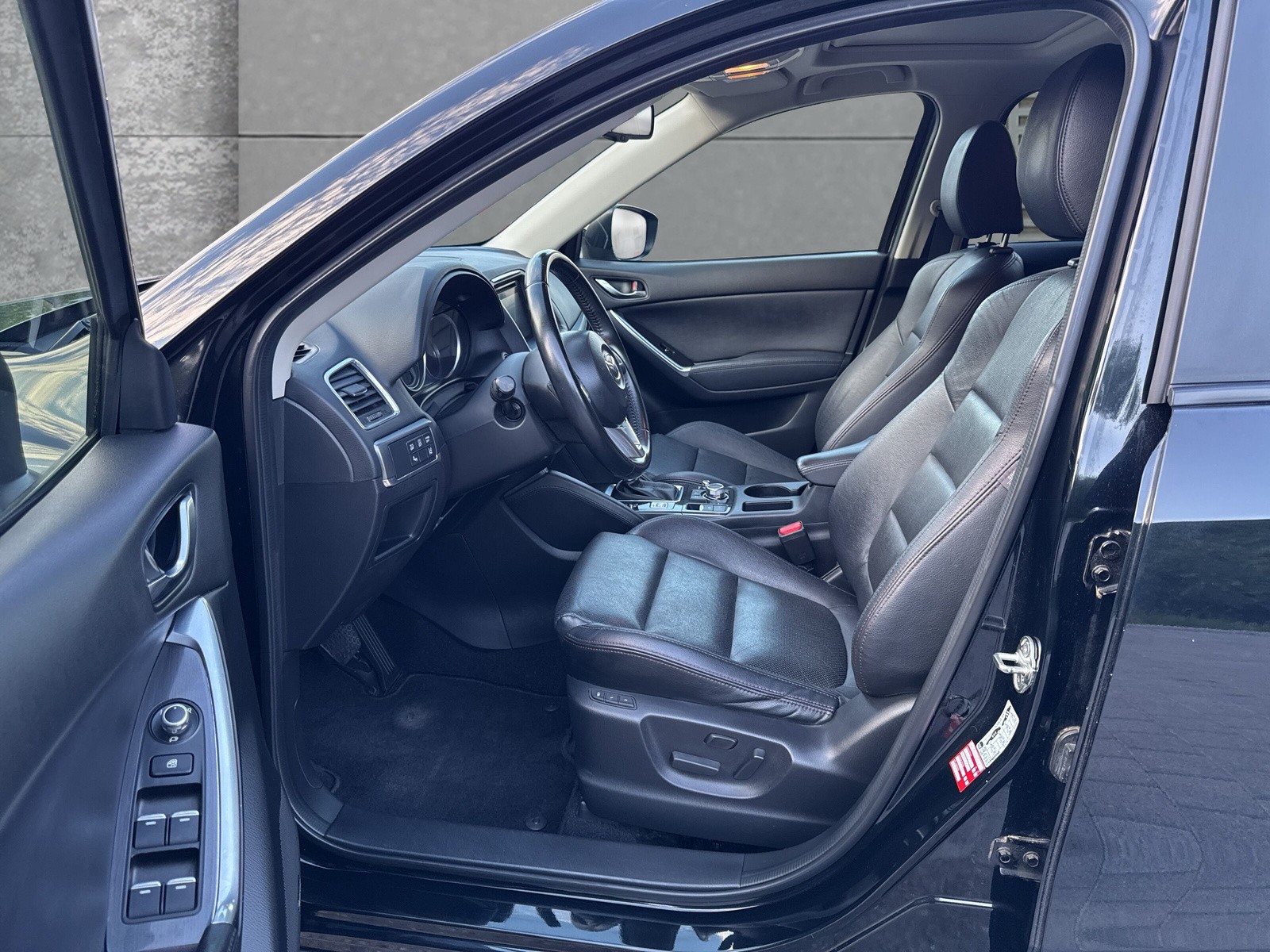 MAZDA CX-5 2.5 Revolution AWD Skyactive-G Automatic-image-8