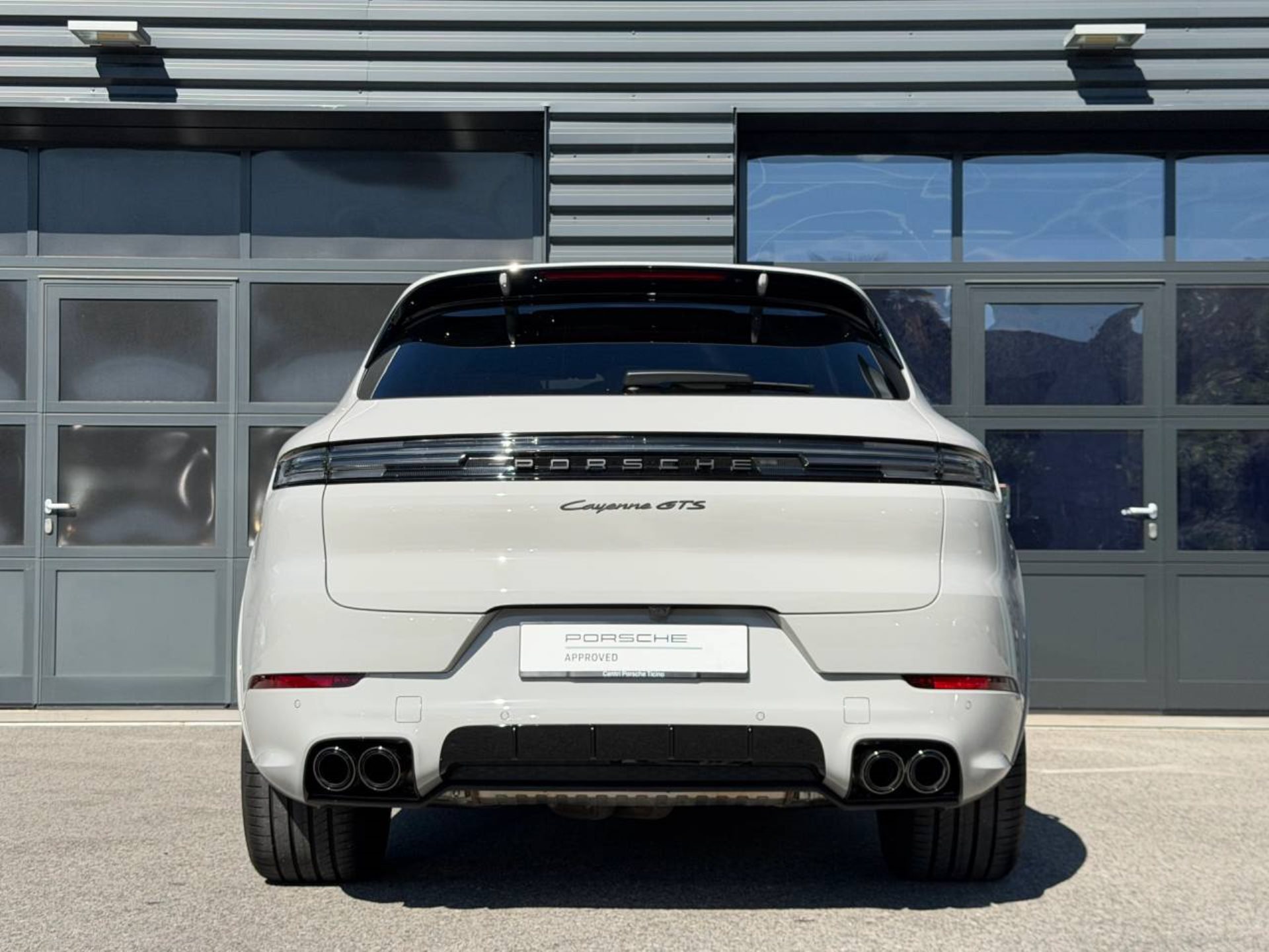 PORSCHE Cayenne GTS-image-5
