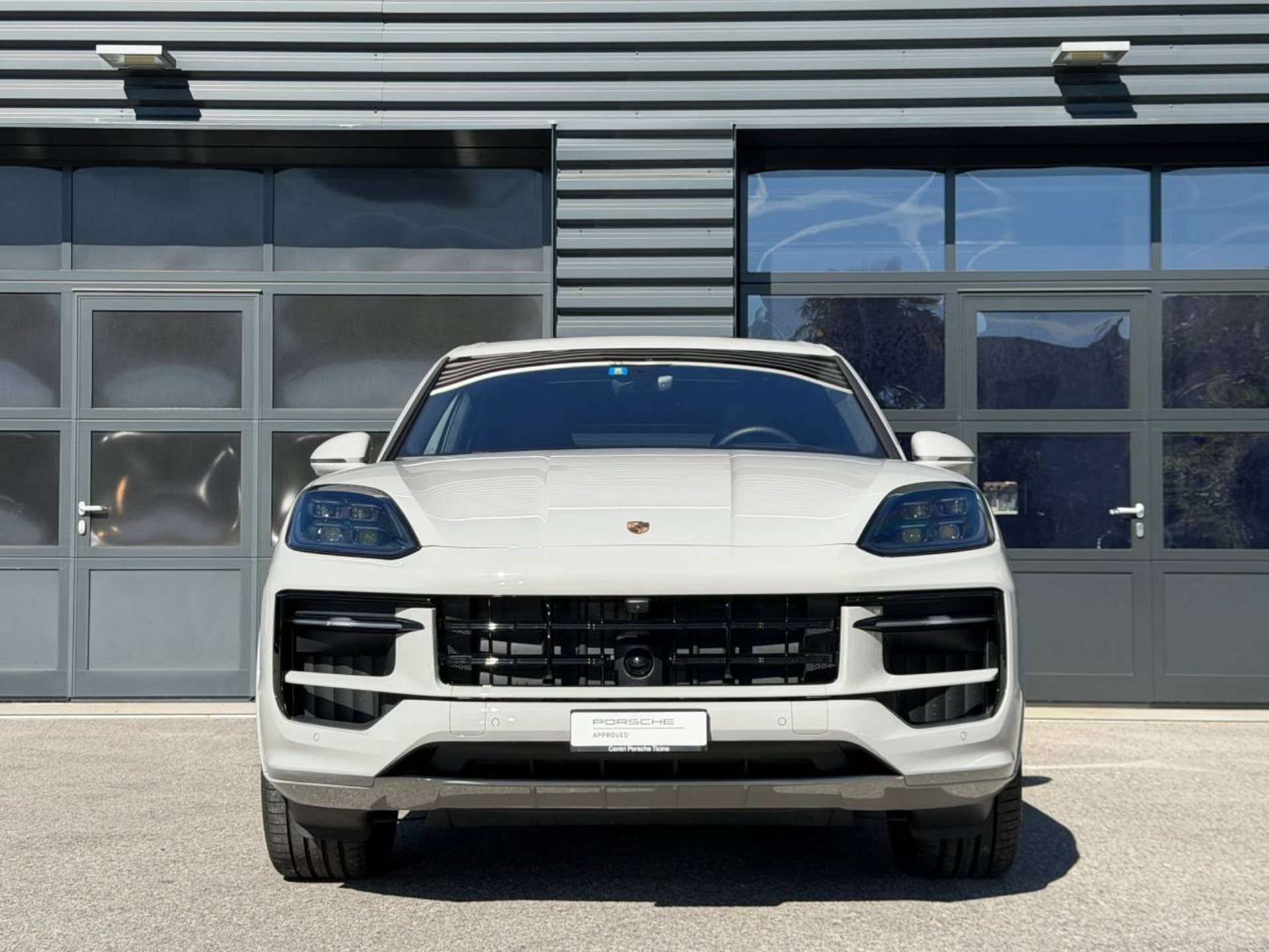 PORSCHE Cayenne GTS-image-9