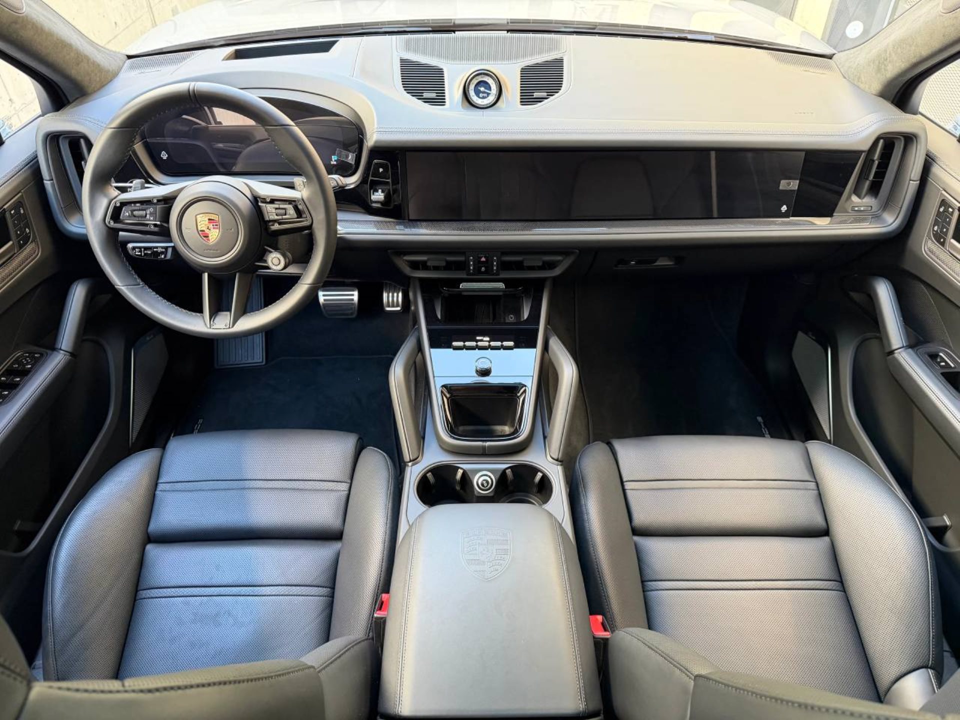 PORSCHE Cayenne GTS-image-15