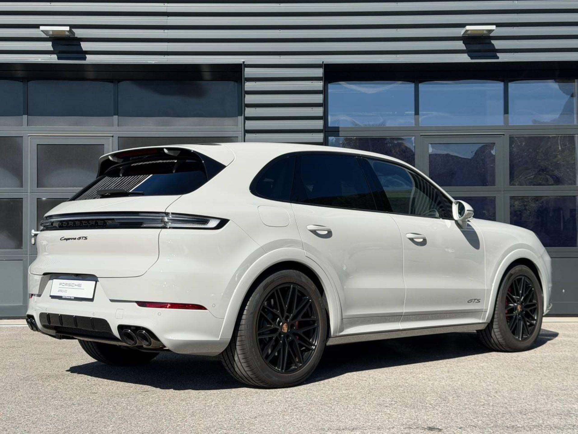 PORSCHE Cayenne GTS-image-6