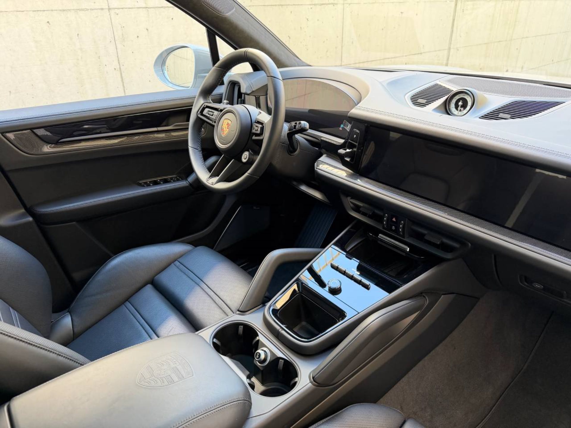 PORSCHE Cayenne GTS-image-26