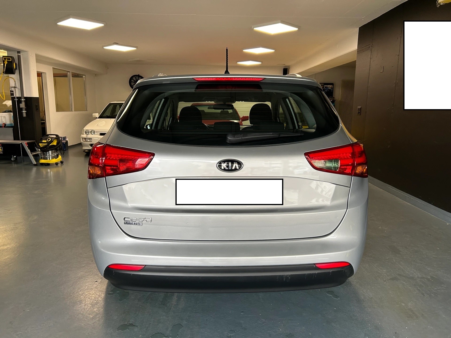 KIA 1.6 GDi Trend-image-2