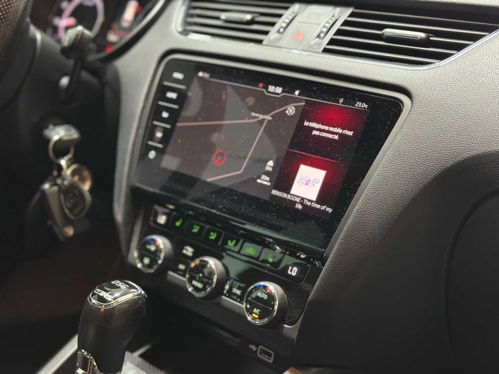 SKODA Octavia Combi 2.0 TSI RS DSG-image-11