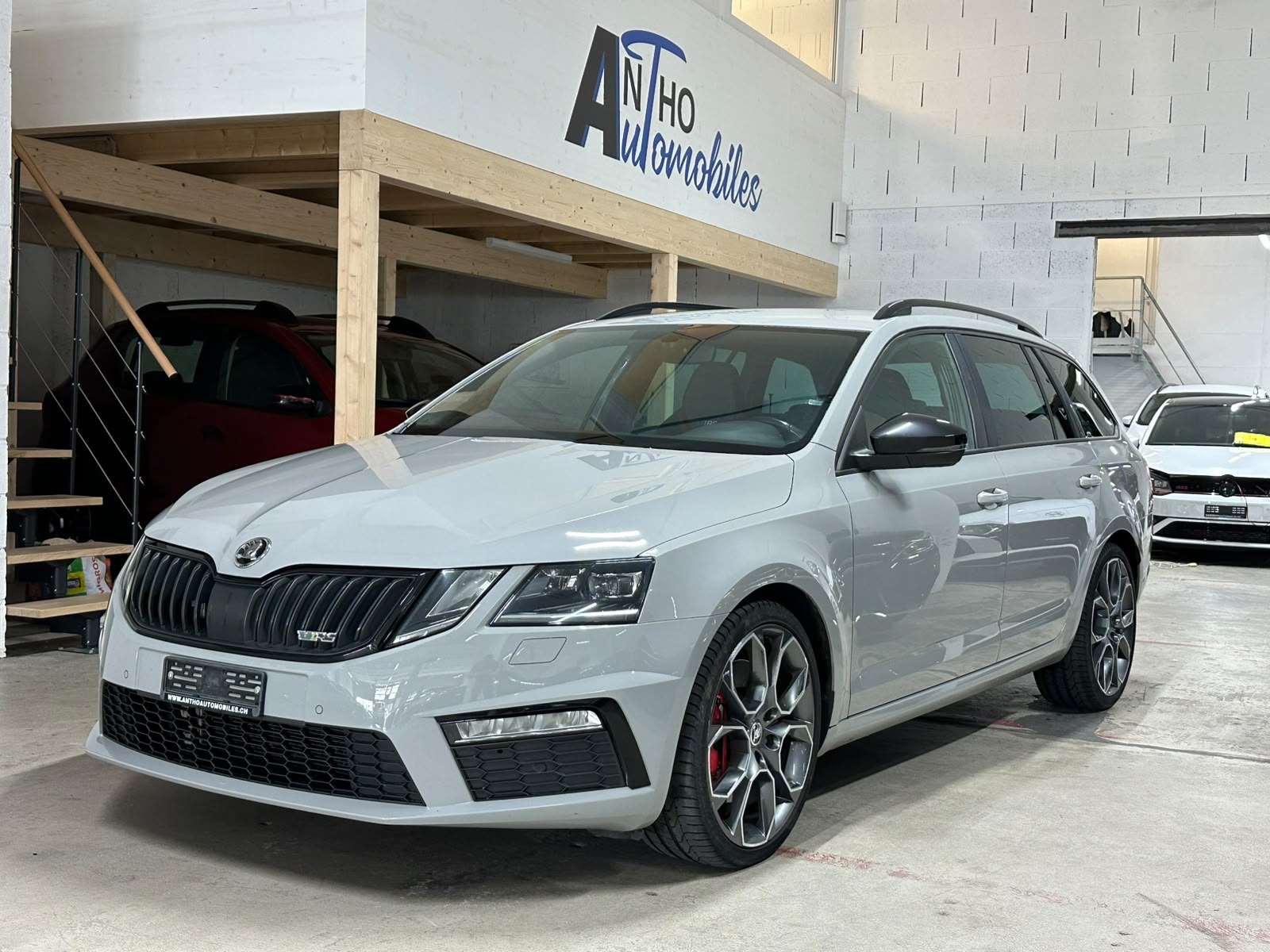 SKODA Octavia Combi 2.0 TSI RS DSG-image-0