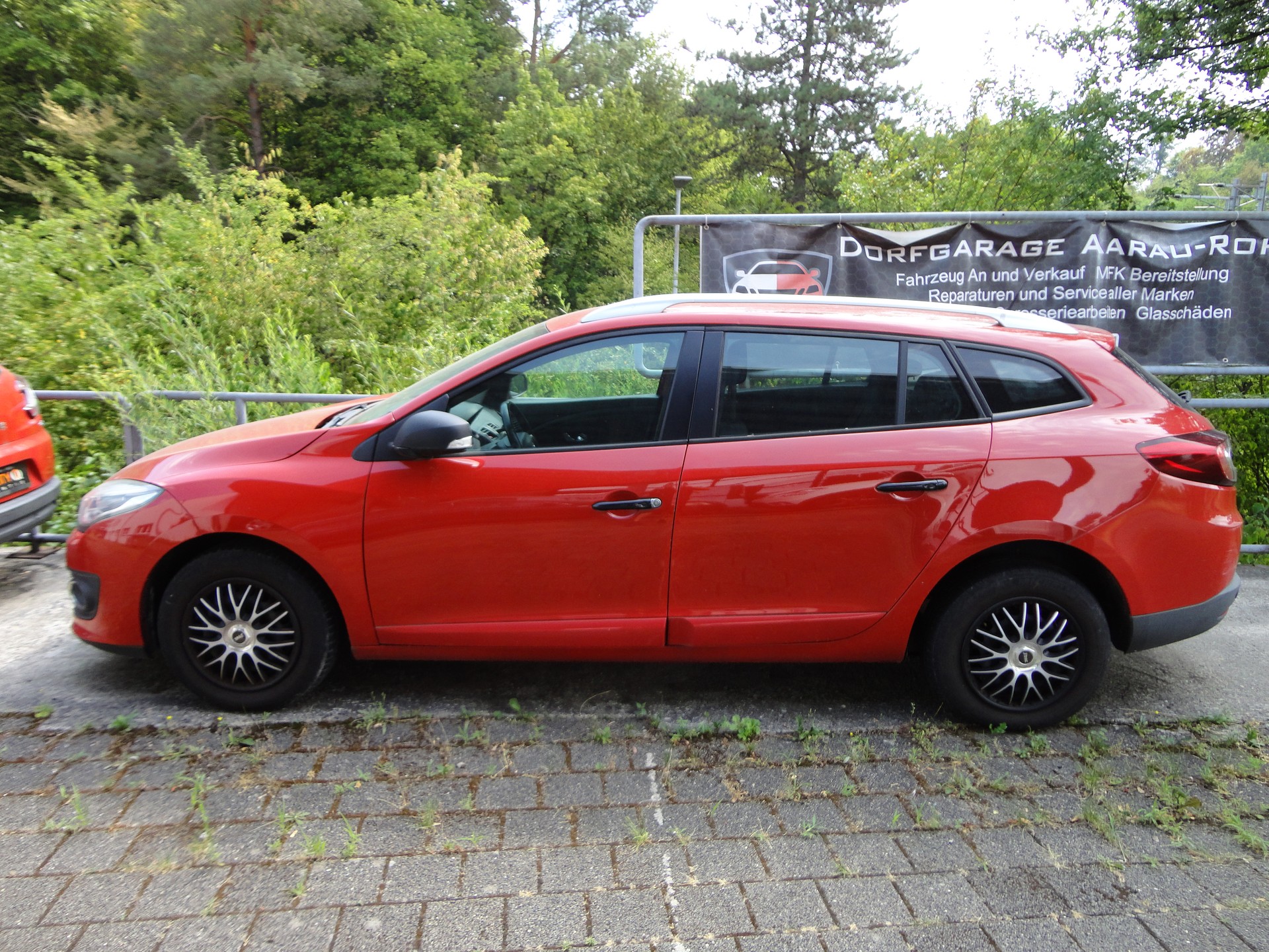 RENAULT Mégane Grandtour 1.5 dCi Energy-image-1
