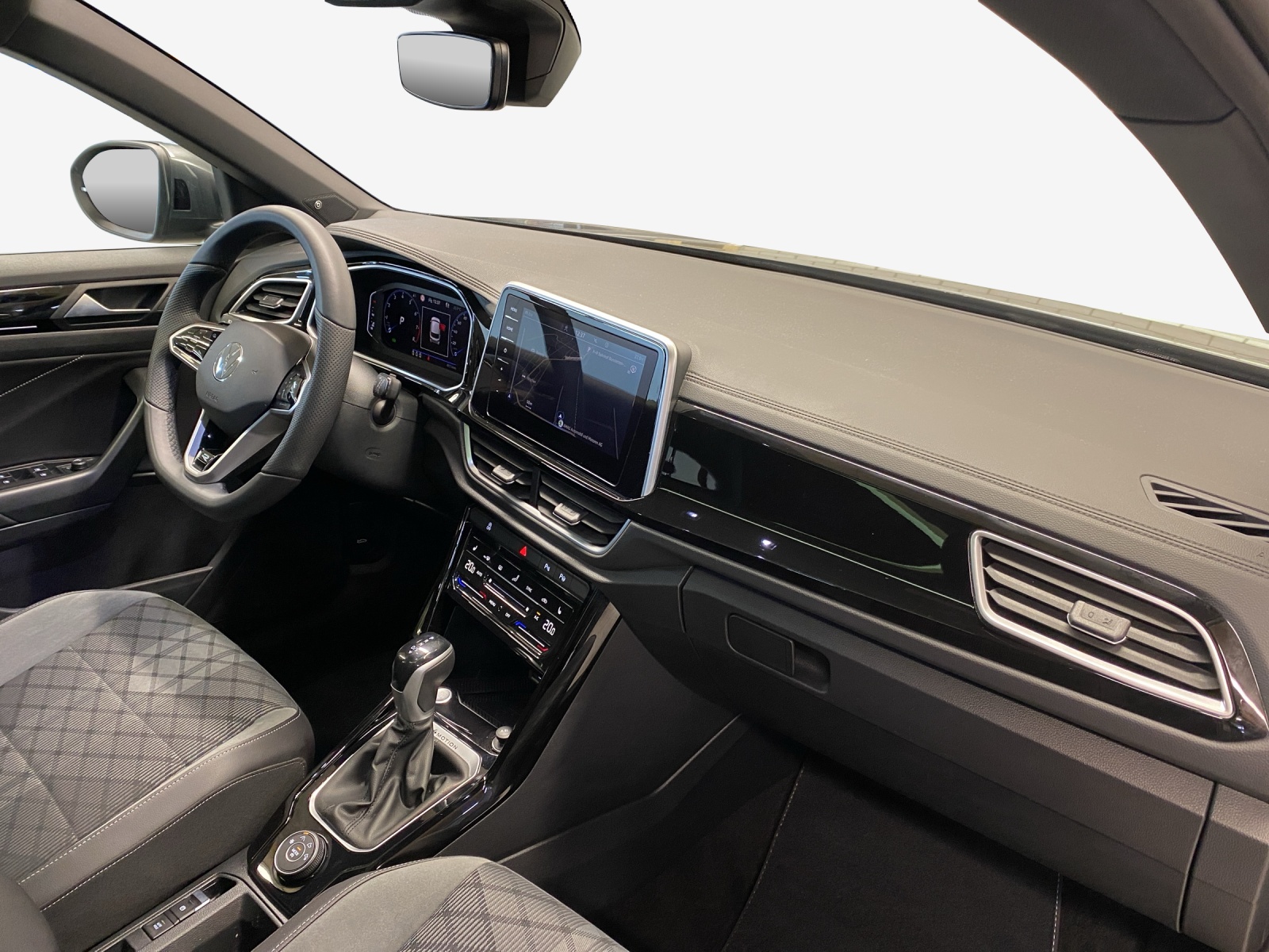 VW T-Roc 2.0 TSI R-Line DSG 4Motion-image-14