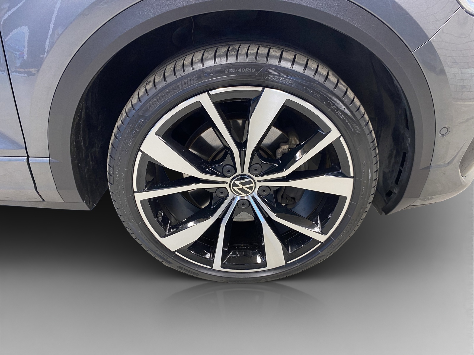 VW T-Roc 2.0 TSI R-Line DSG 4Motion-image-15