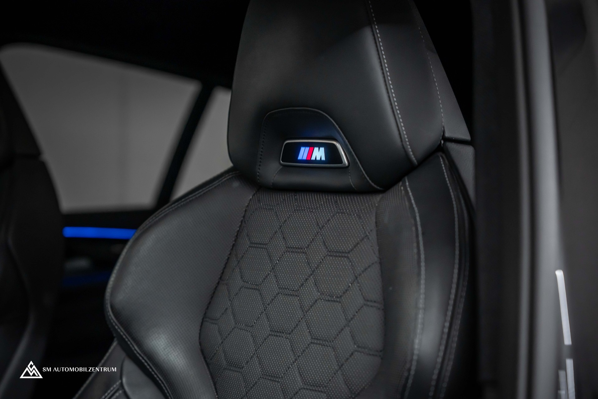 BMW X4 M Competition / Head-Up / Sitzbelüftung / Carbon Fibre-image-20