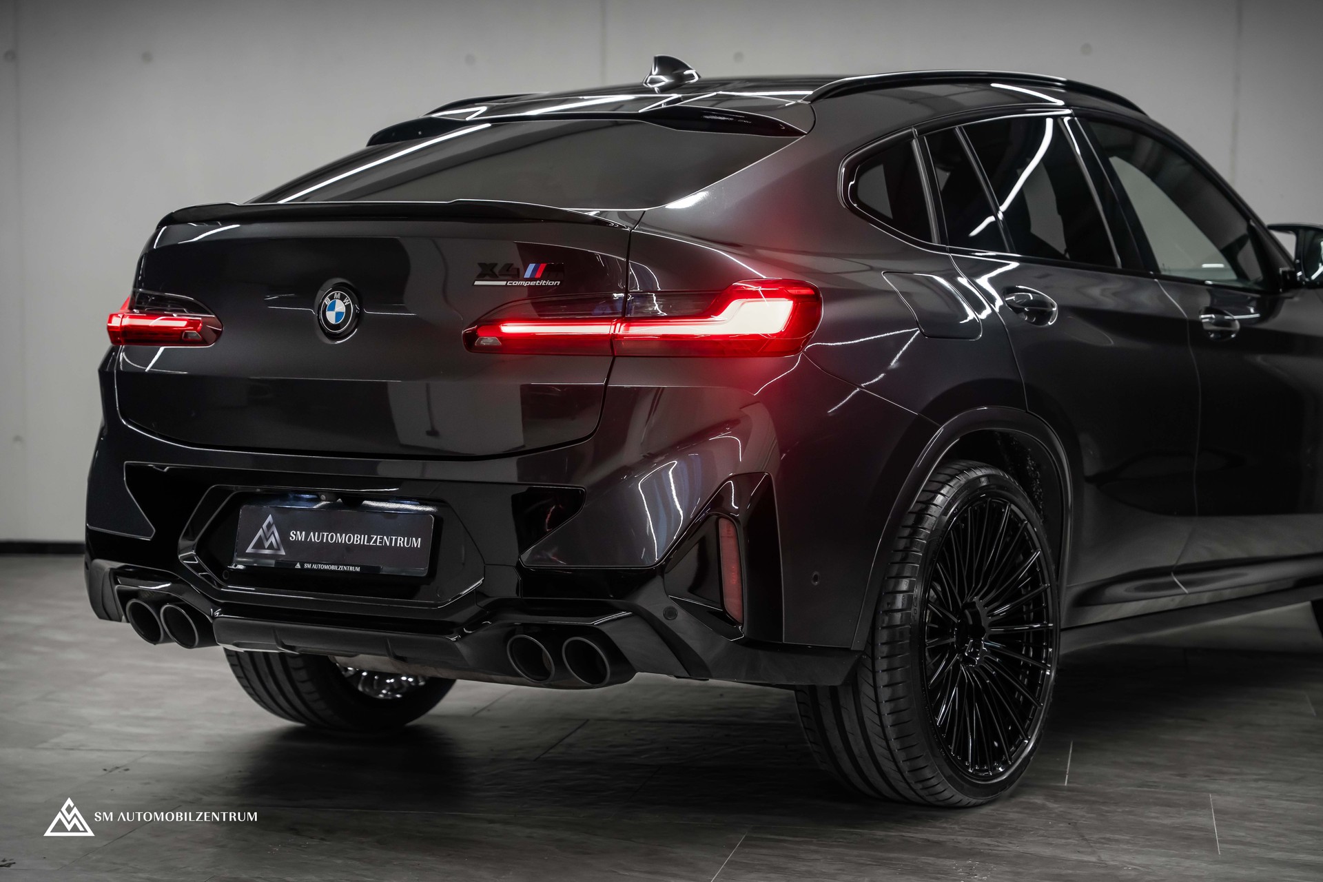 BMW X4 M Competition / Head-Up / Sitzbelüftung / Carbon Fibre-image-10
