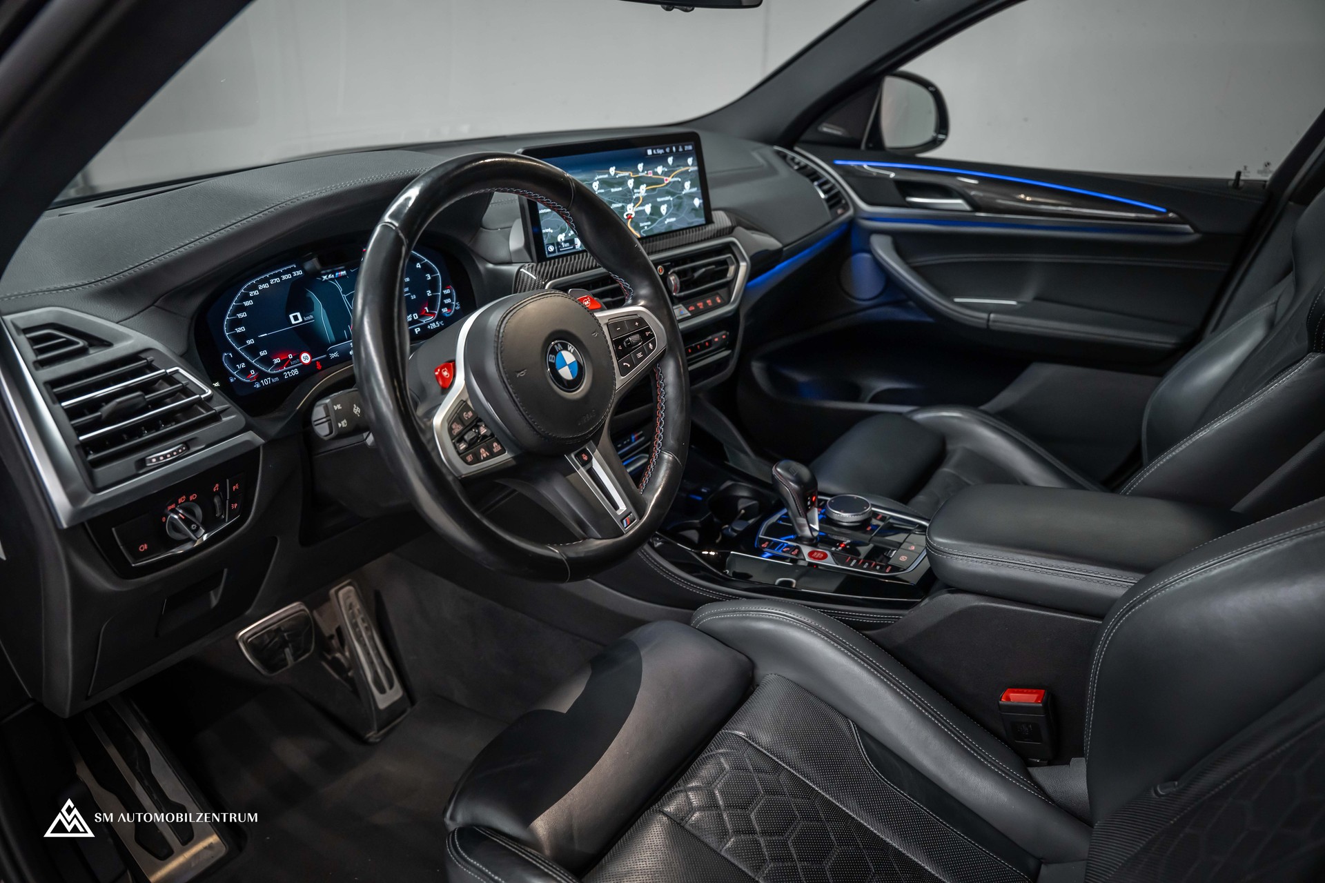 BMW X4 M Competition / Head-Up / Sitzbelüftung / Carbon Fibre-image-16